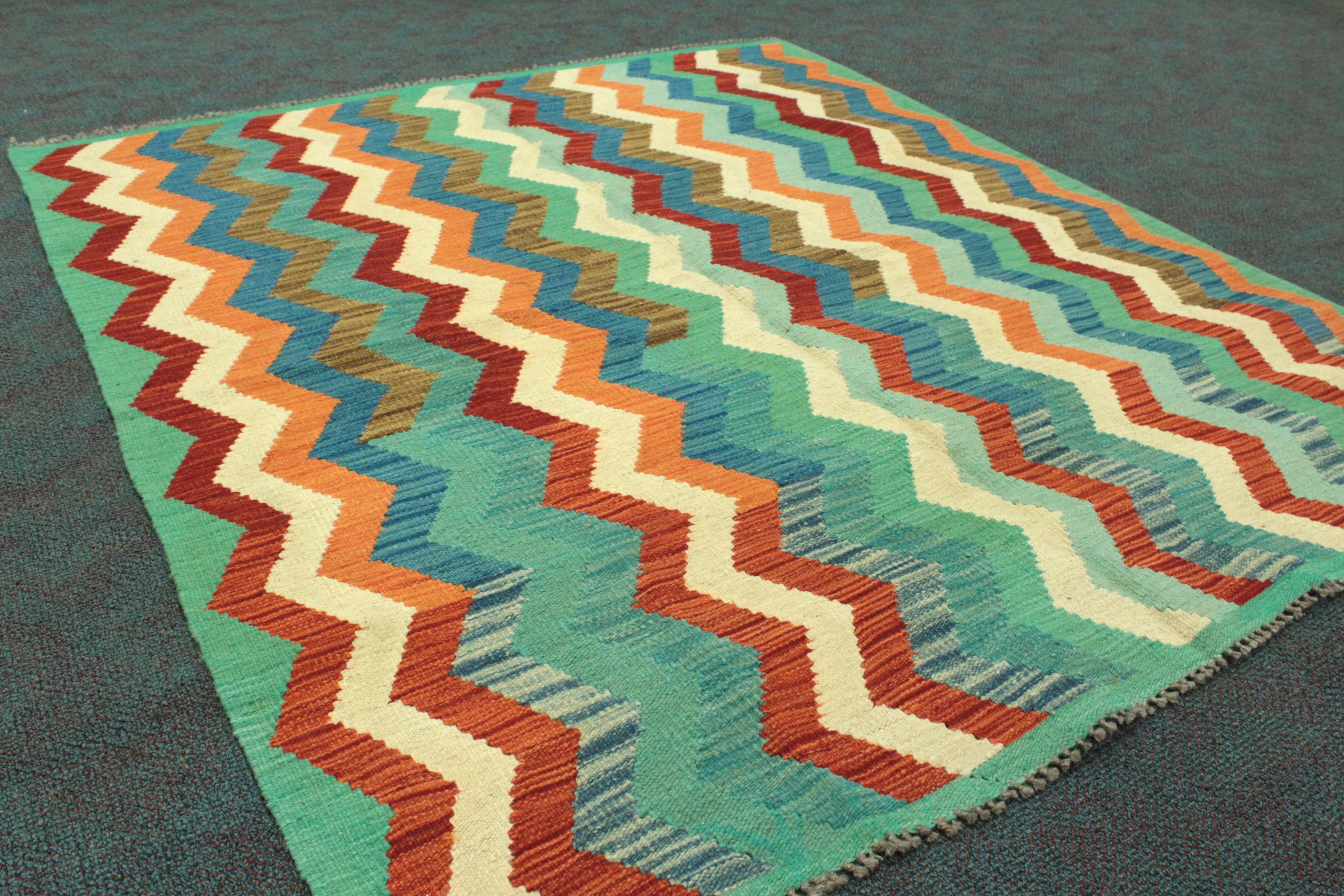 Chobi kilim -174 cm x 151cm
