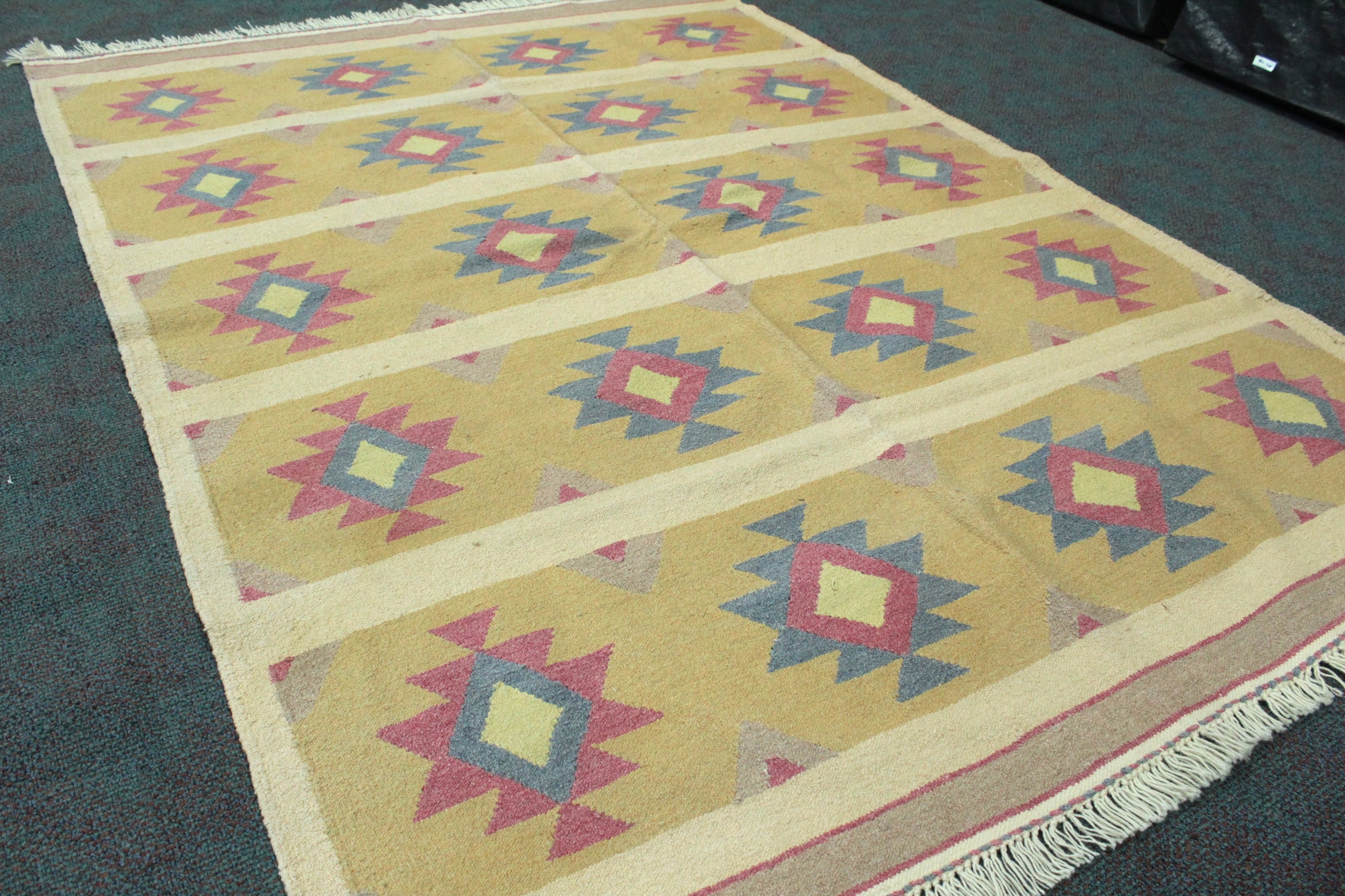 Turkish Kilim Rug  - 203 cm x 147 cm