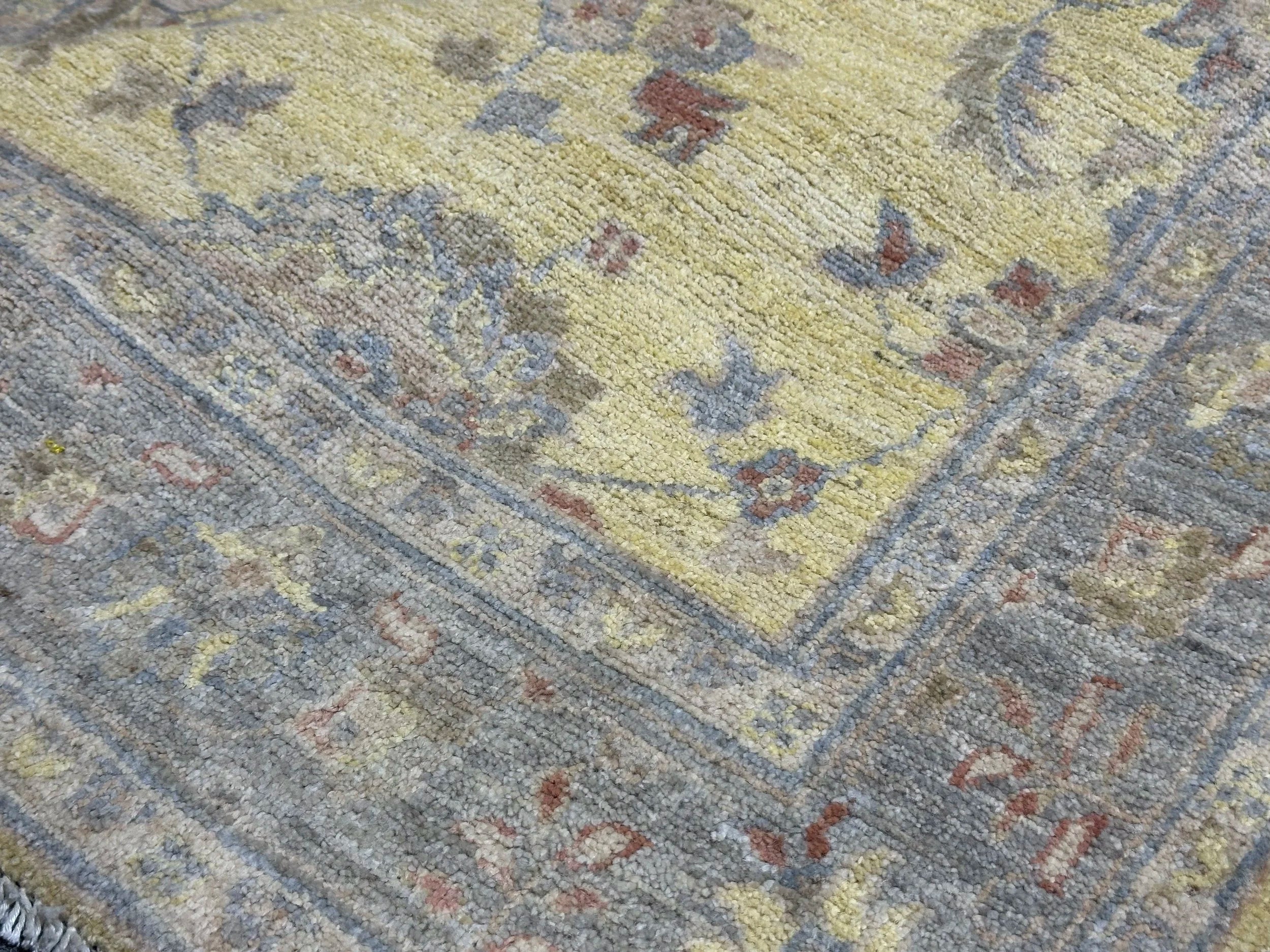 Hand Knotted Afghan Chobi High quality Wool Rug