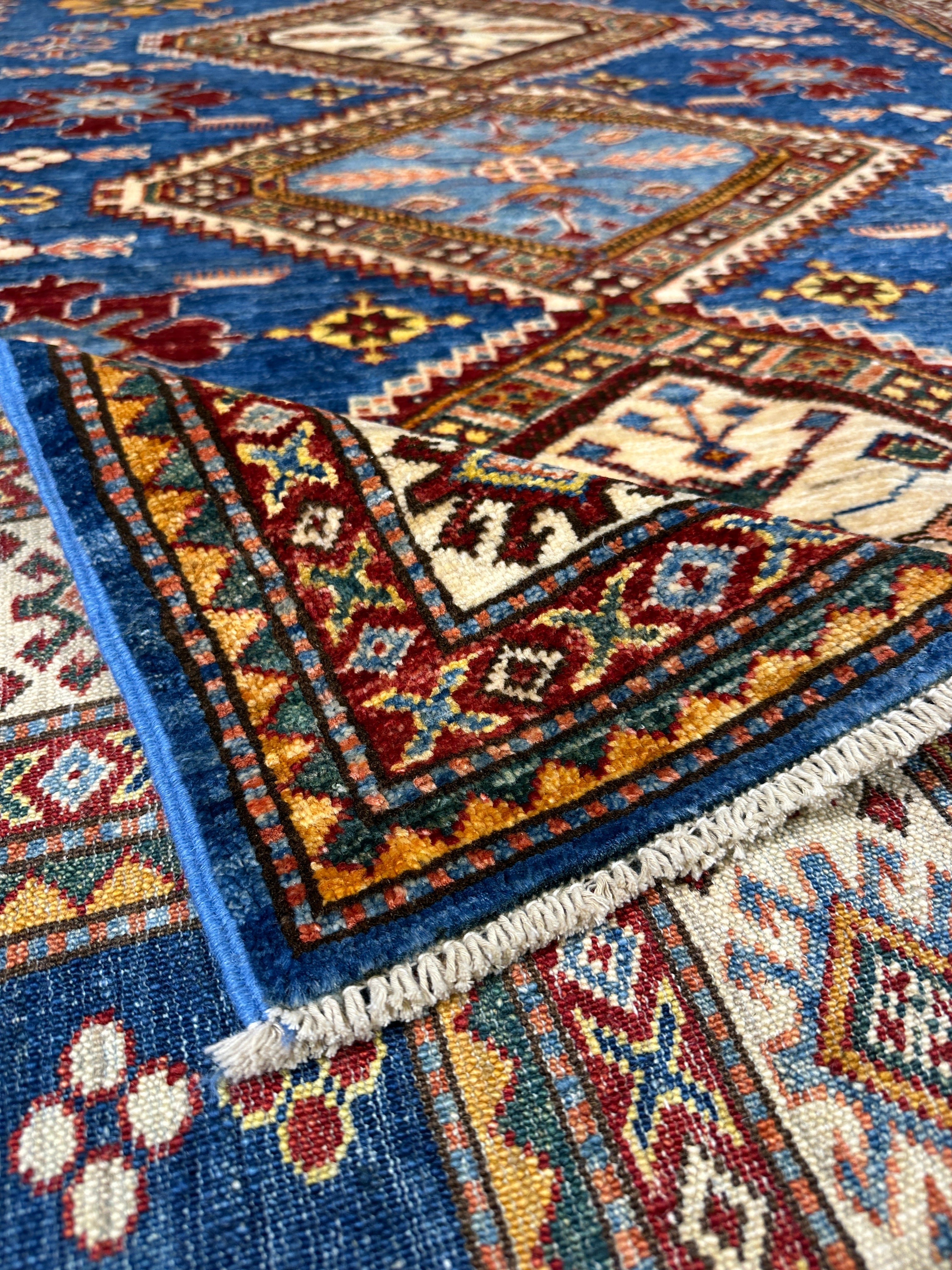 Super Kazak Rug - 254 cm x 175 cm