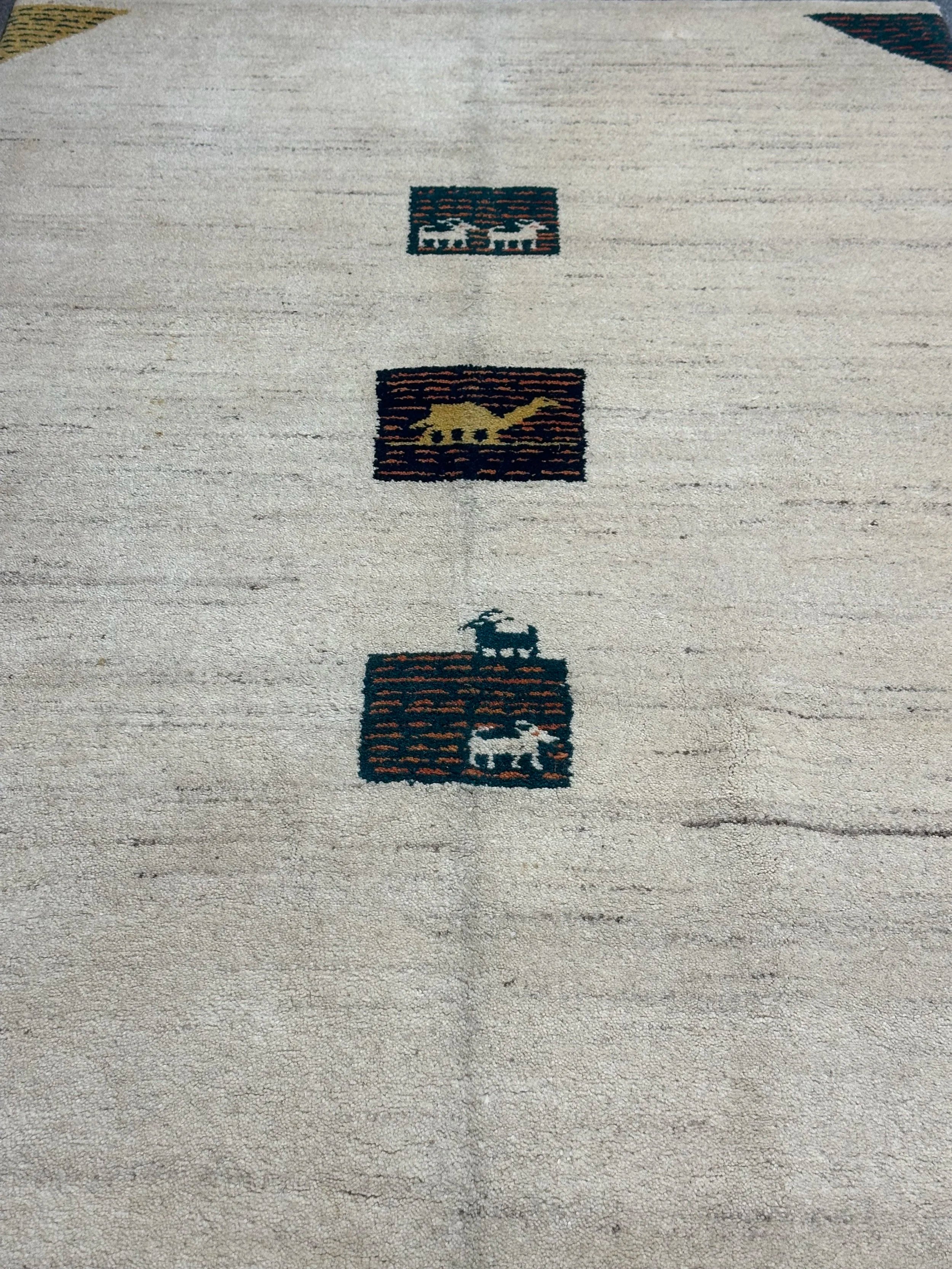 Handmade Gabbeh Simply Natural Beauty