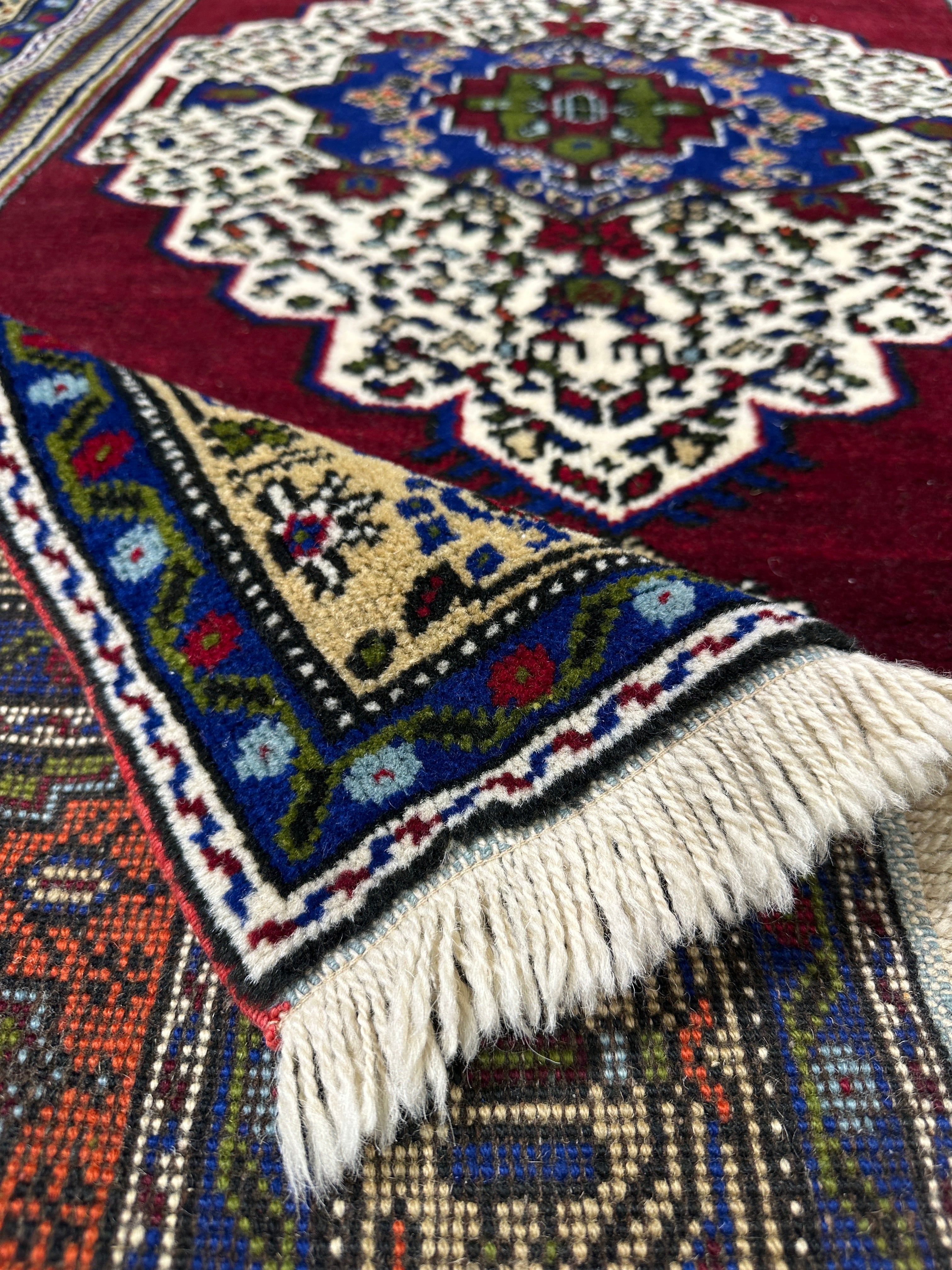 Turkish Rug - 235 cm x 150 cm