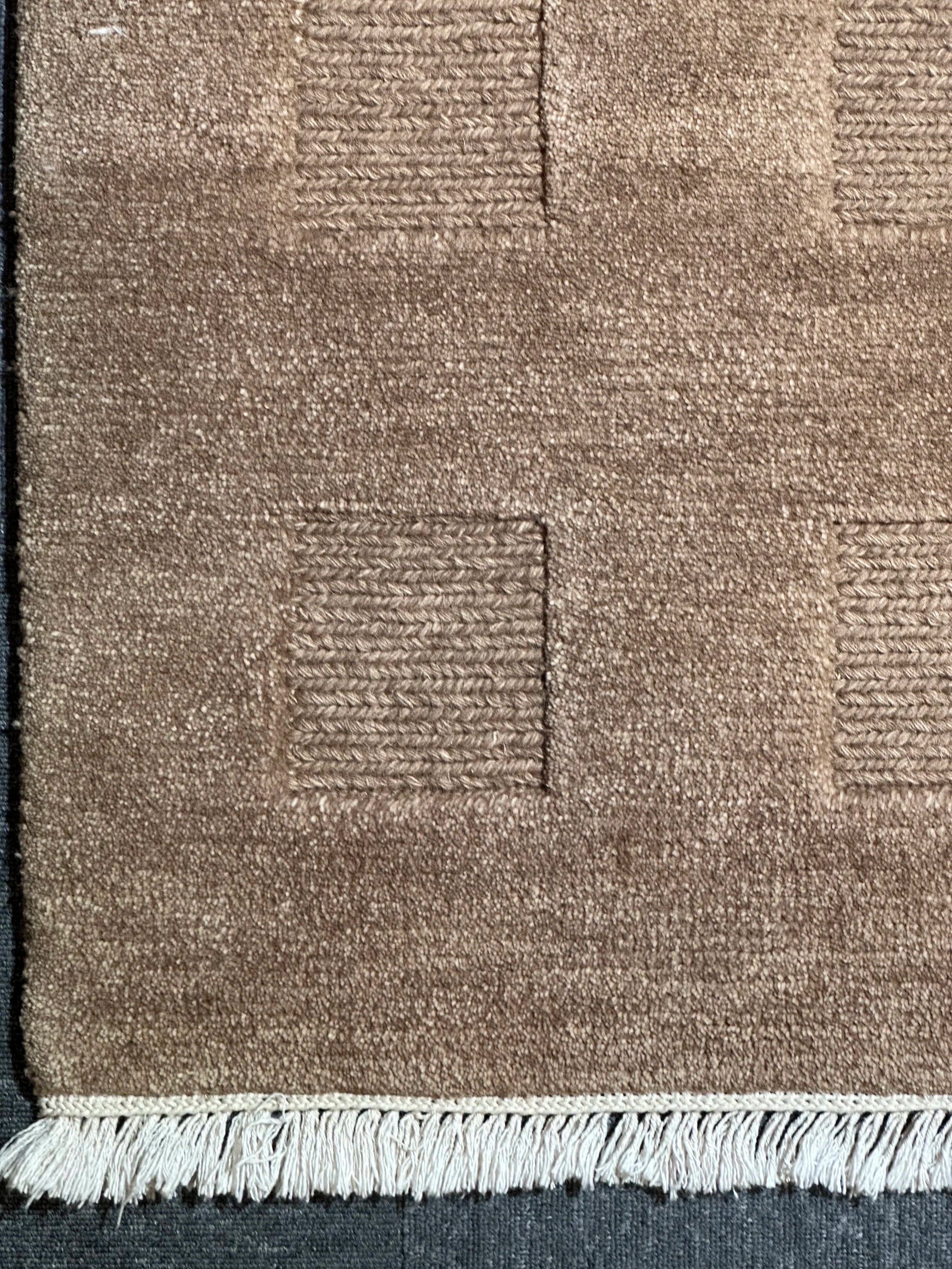 Pure Wool pile Hand knotted Rug from India