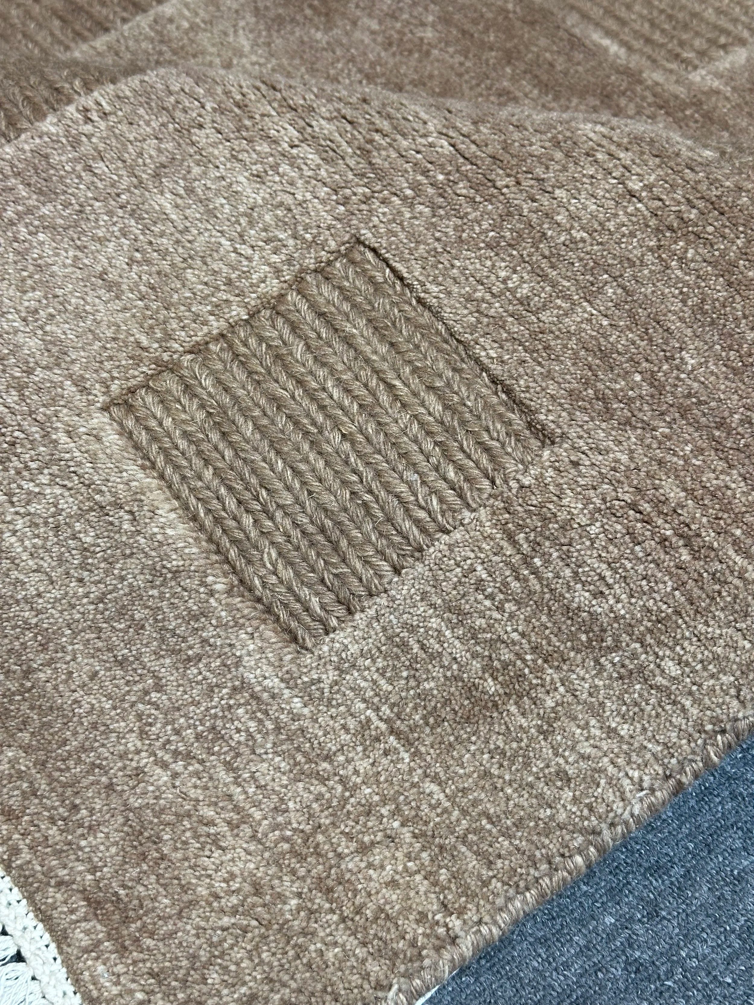 Pure Wool pile Hand knotted Rug from India