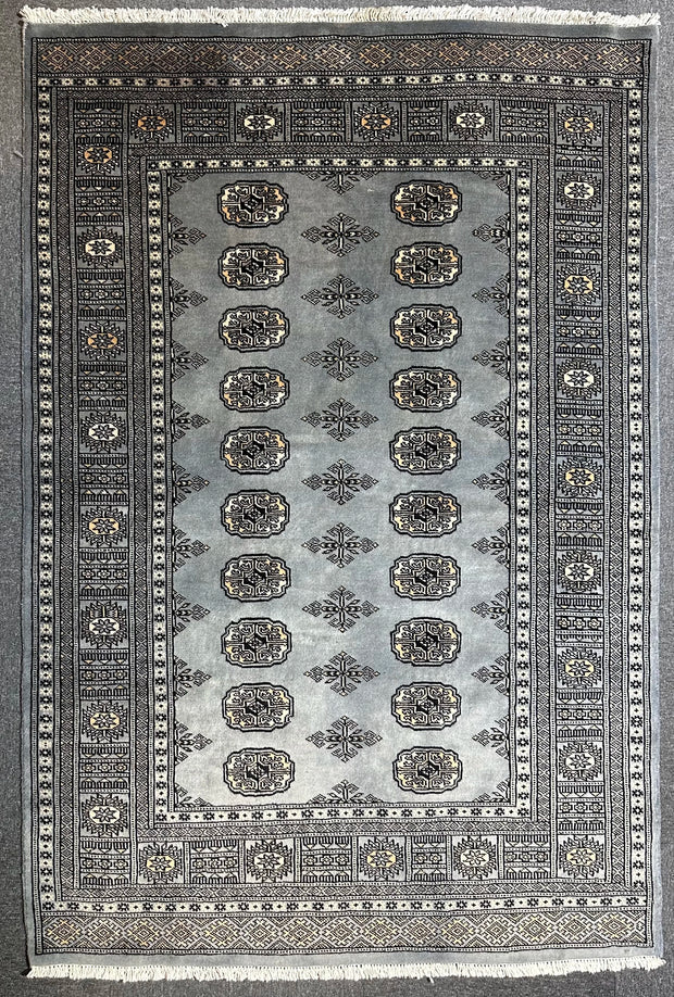 Mori Bohkara Hand knocked high quality NZ wool pile Rug from Pakistan 190x126cm