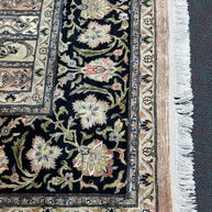 Kashmiri Rug  - 321 cm x 244 cm