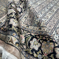 Kashmiri Rug  - 321 cm x 244 cm