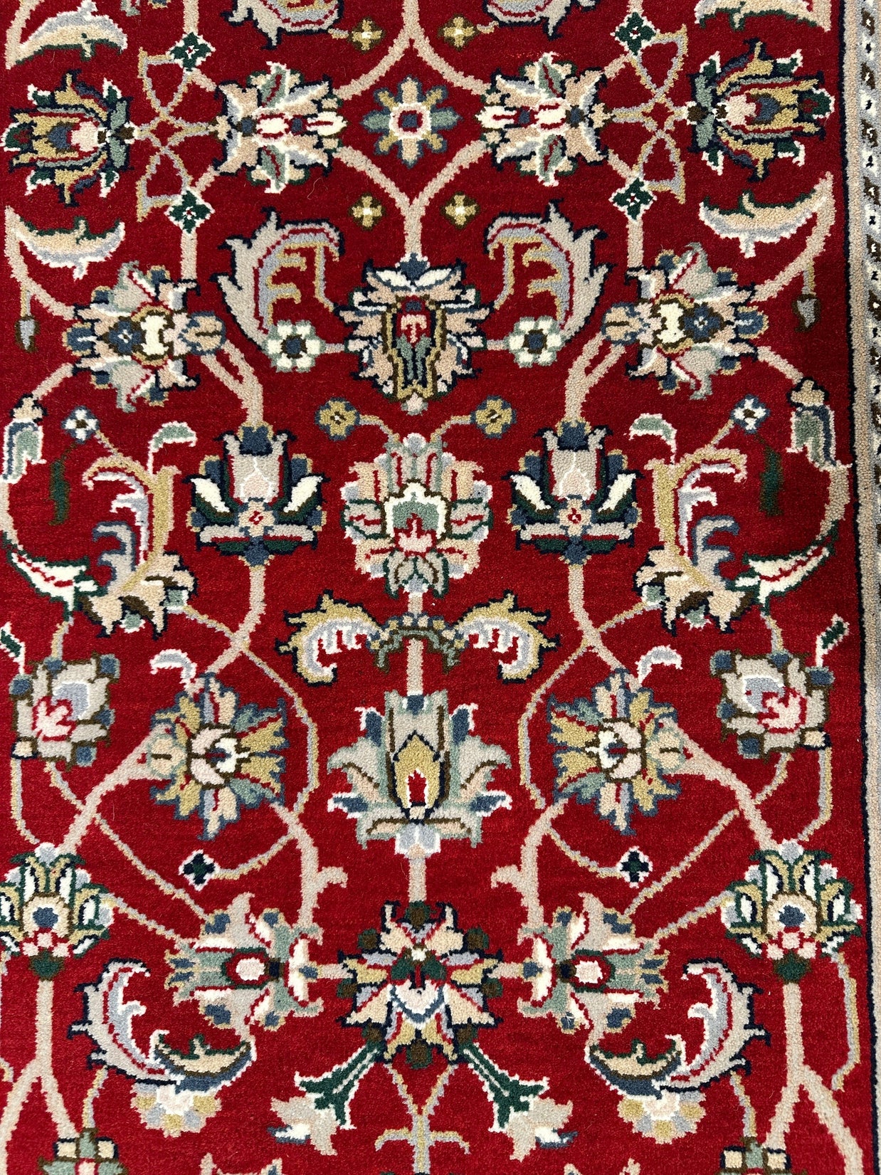 Ziegler Rug - 596 cm x 78 cm