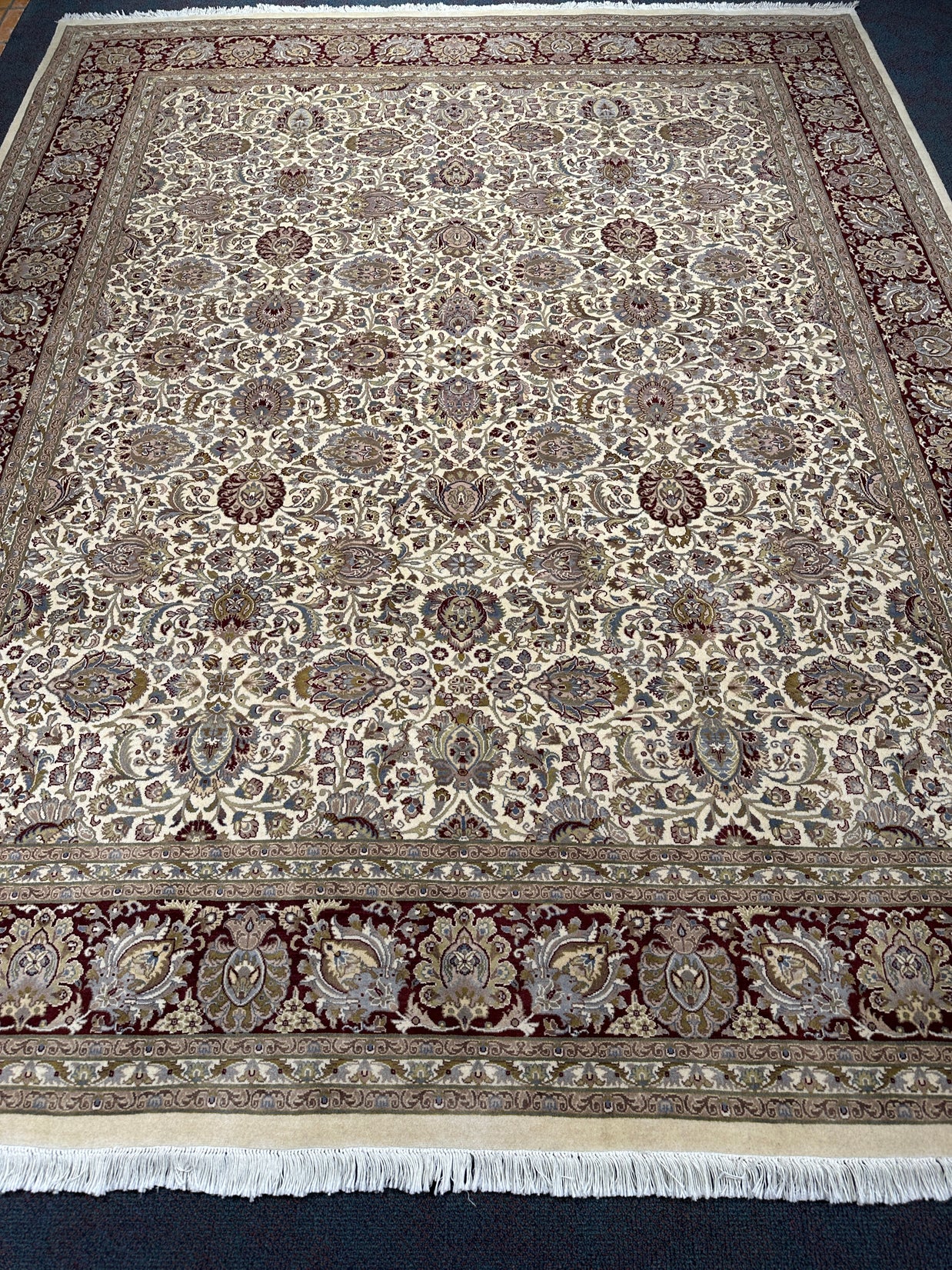 Kashmiri Rug  - 310 cm x 249 cm