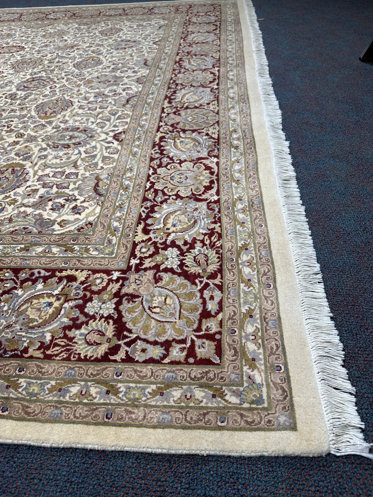 Kashmiri Rug  - 310 cm x 249 cm