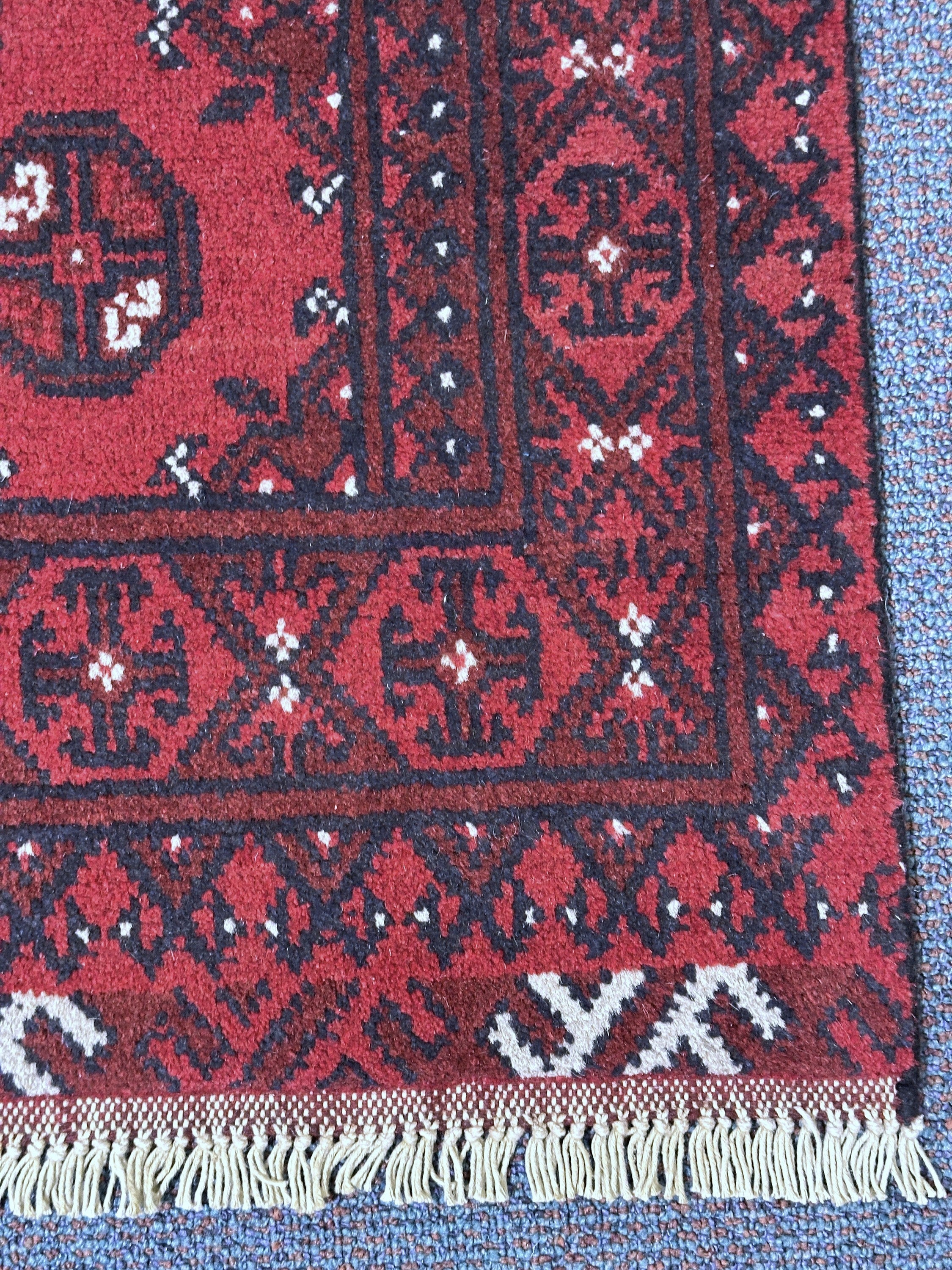 Turkoman Runner - 571 cm x 75 cm