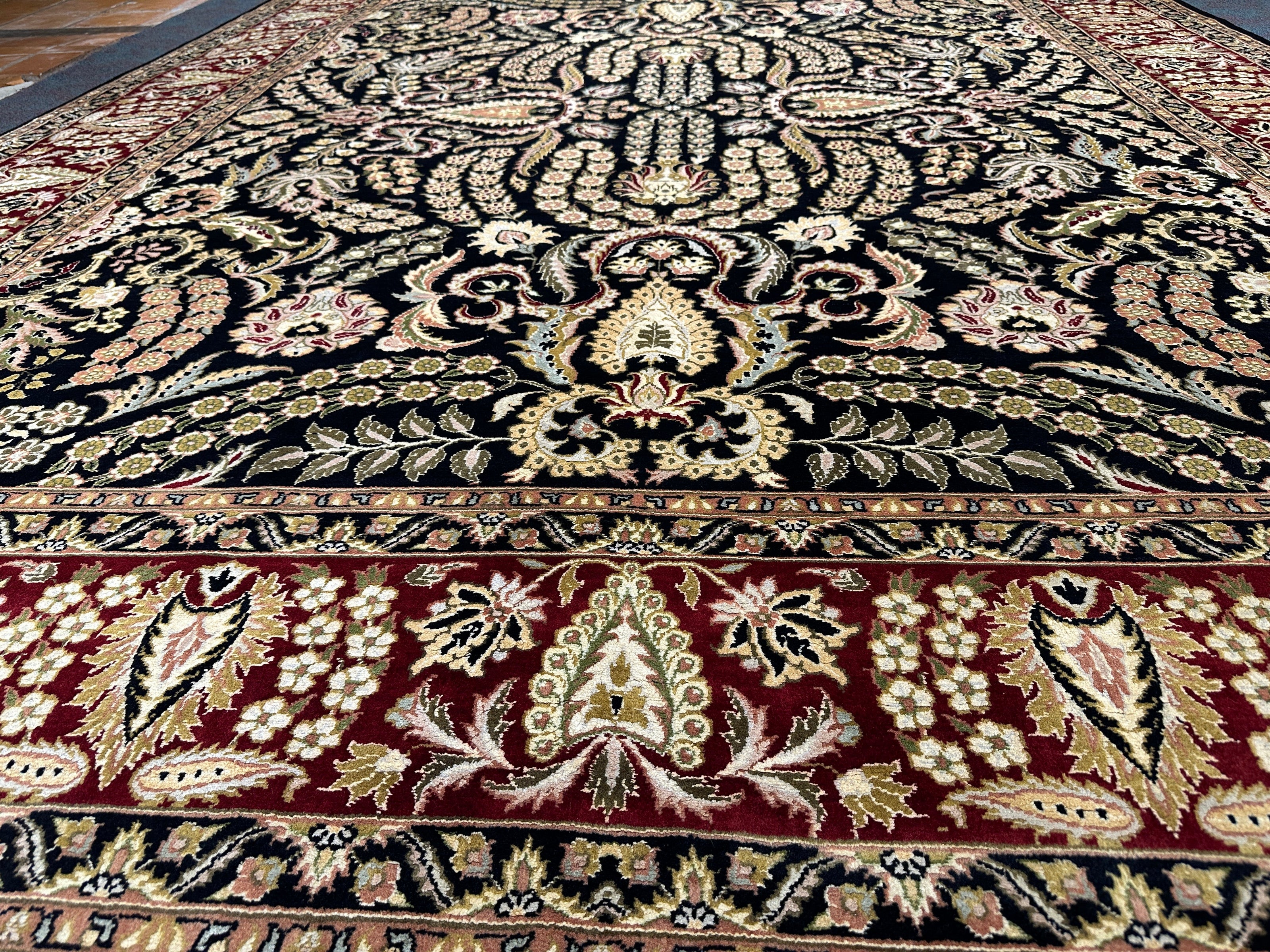 Kashmiri Rug  - 302 cm x 240 cm
