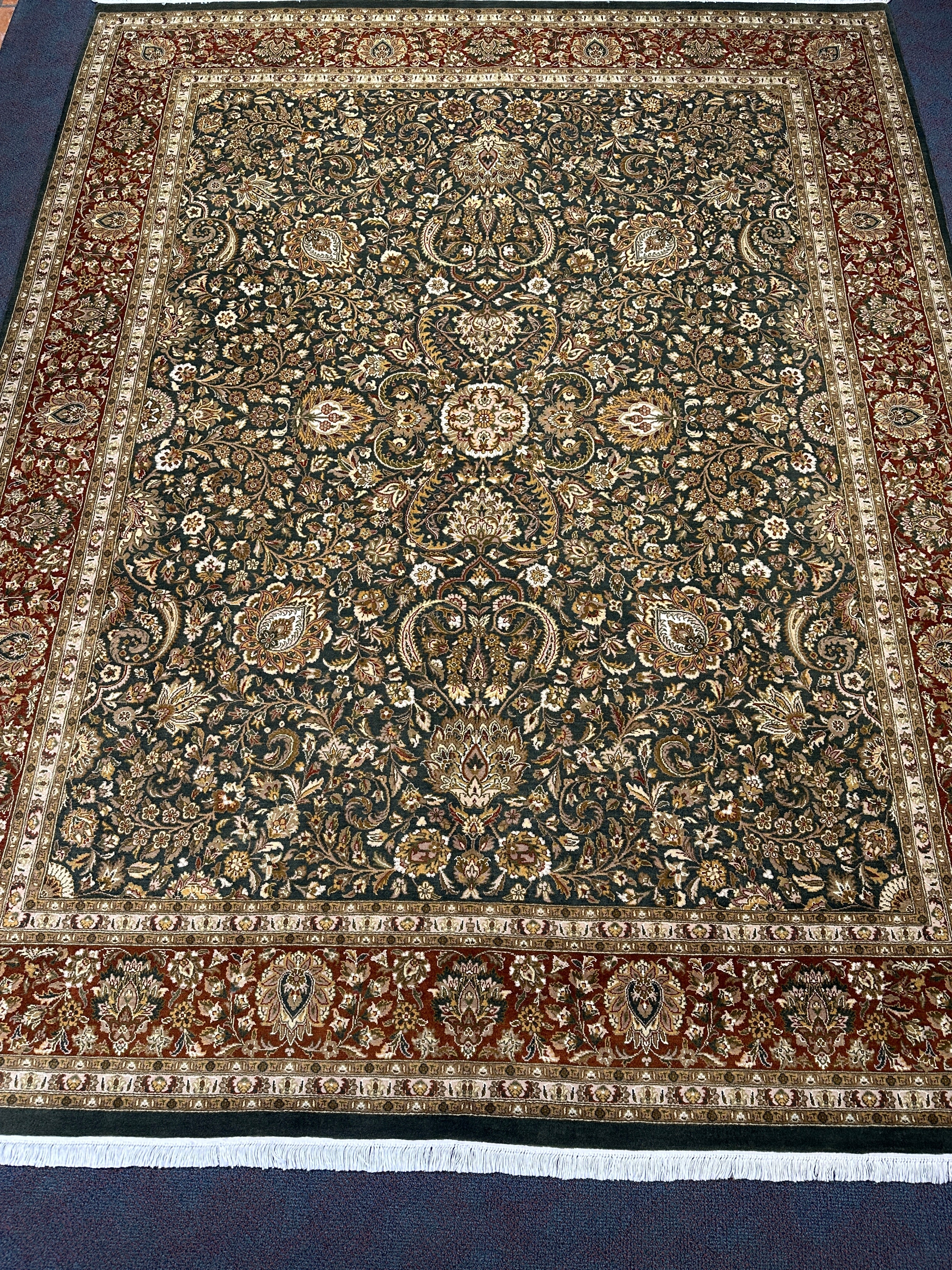 Kashmiri Rug  - 308 cm x 243 cm