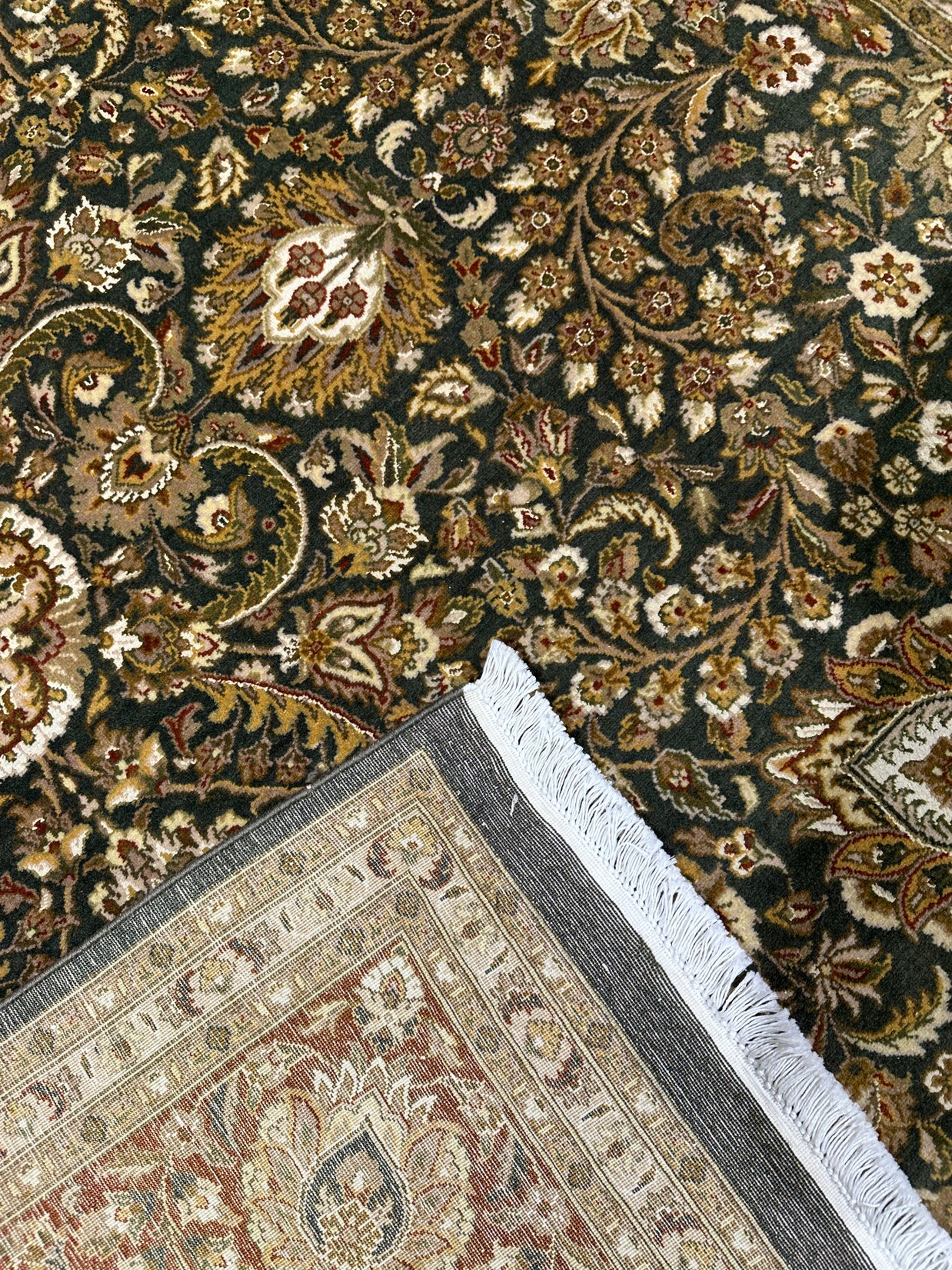 Kashmiri Rug  - 308 cm x 243 cm