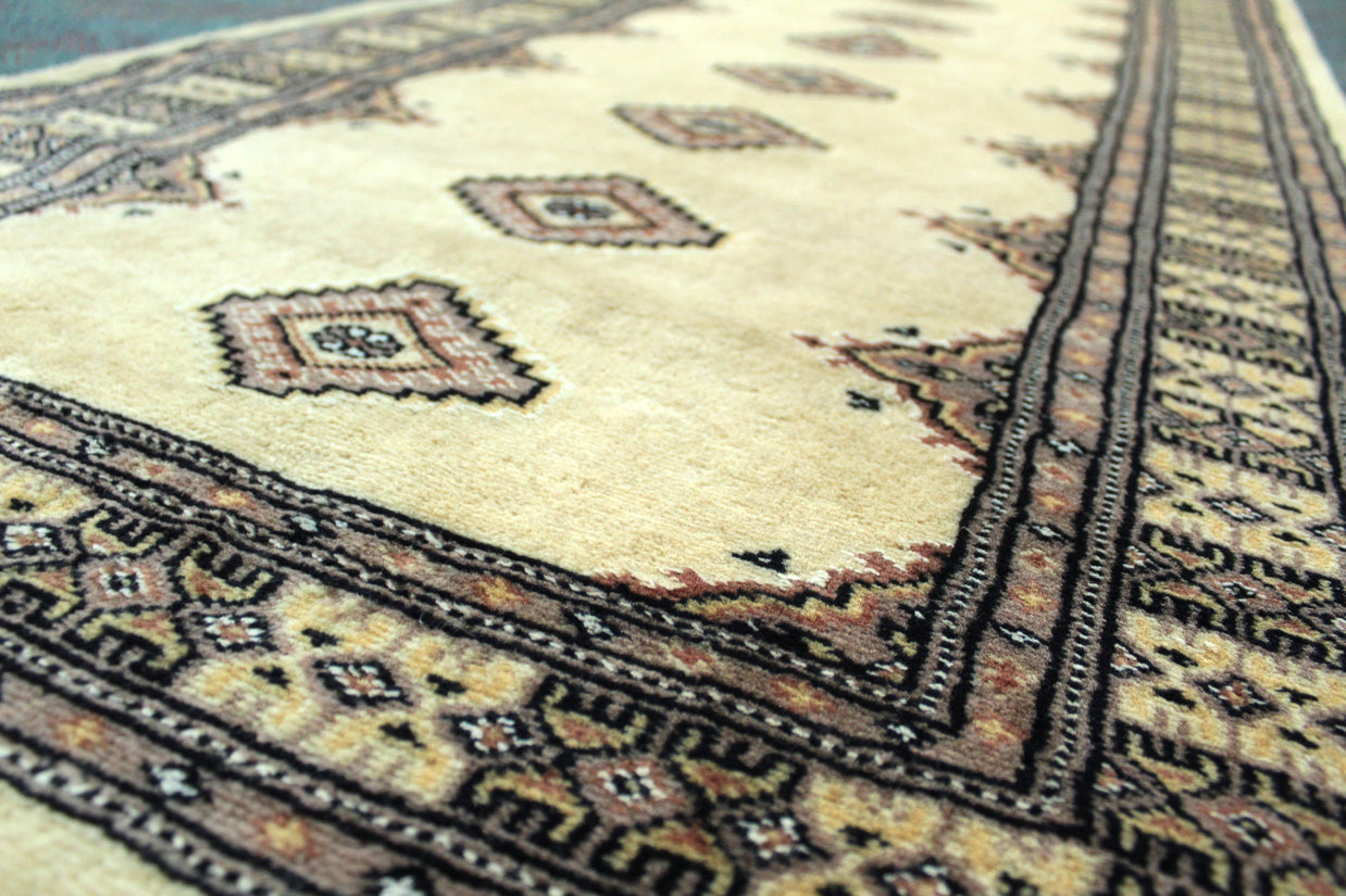 Jaldar Rug  - 405 cm x 76 cm
