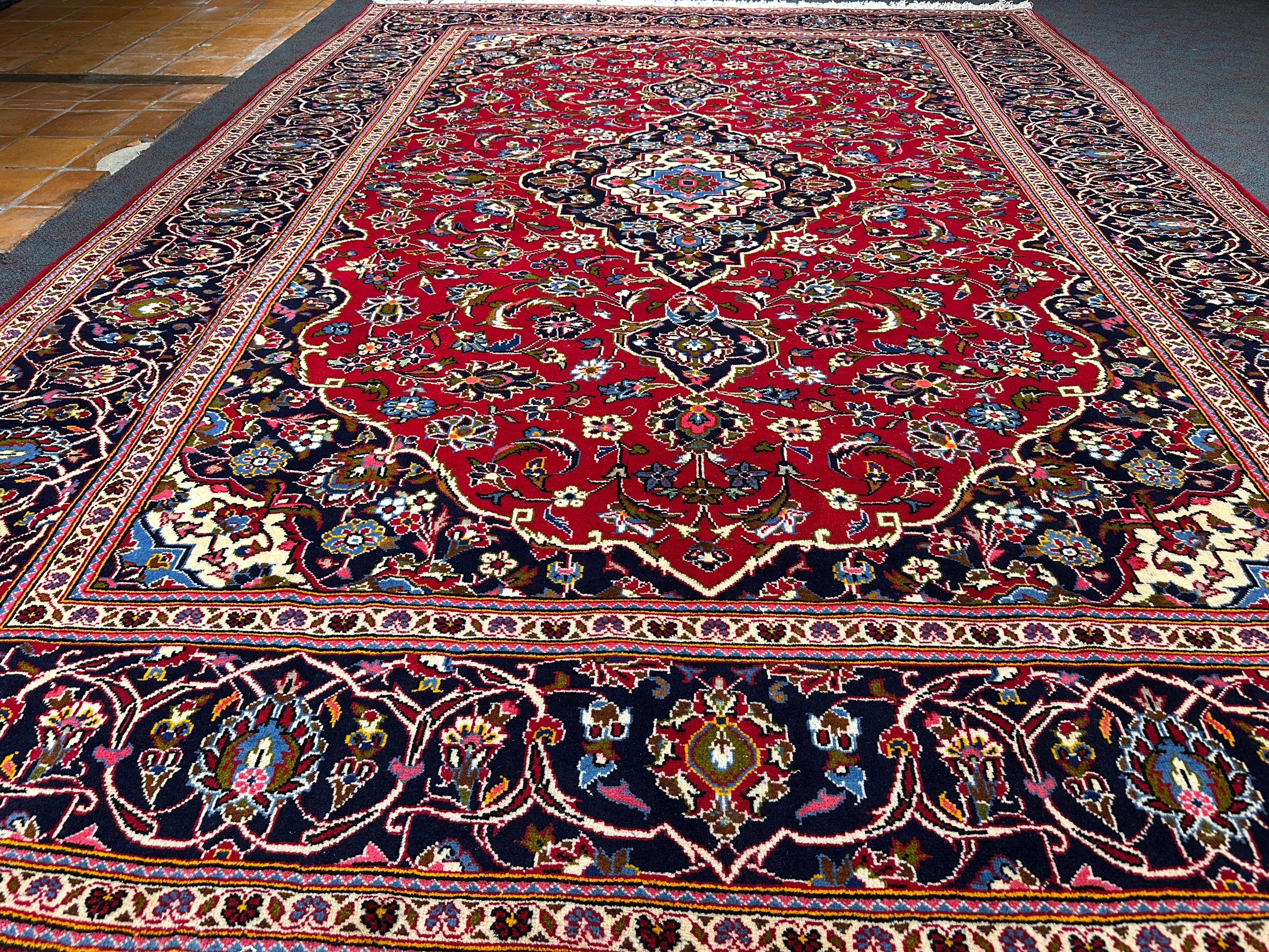 Mashad Rug - 342 cm x 240 cm