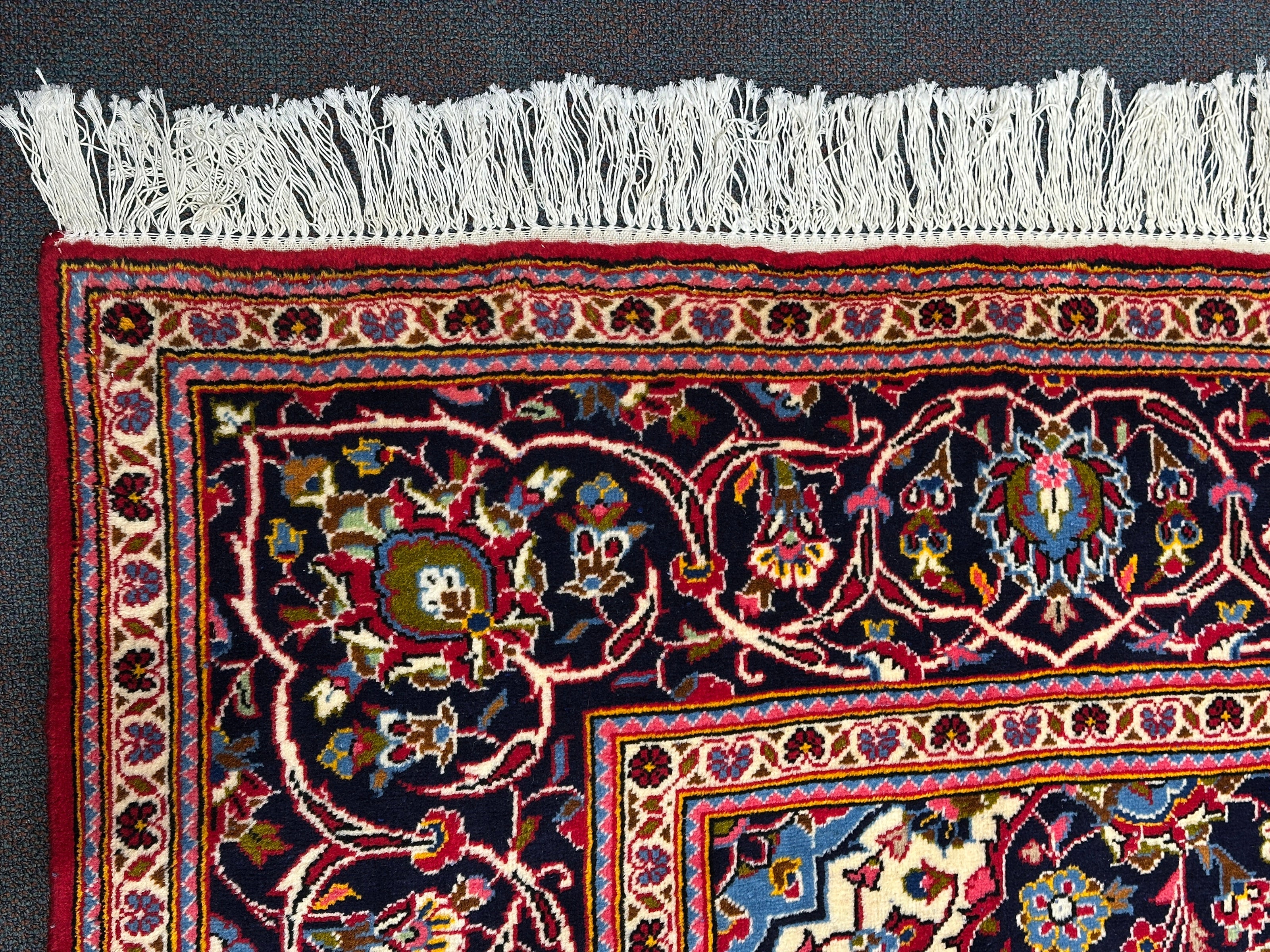 Mashad Rug - 342 cm x 240 cm