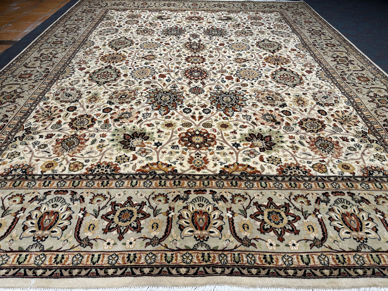 Kashmiri Rug  - 303 cm x 246 cm