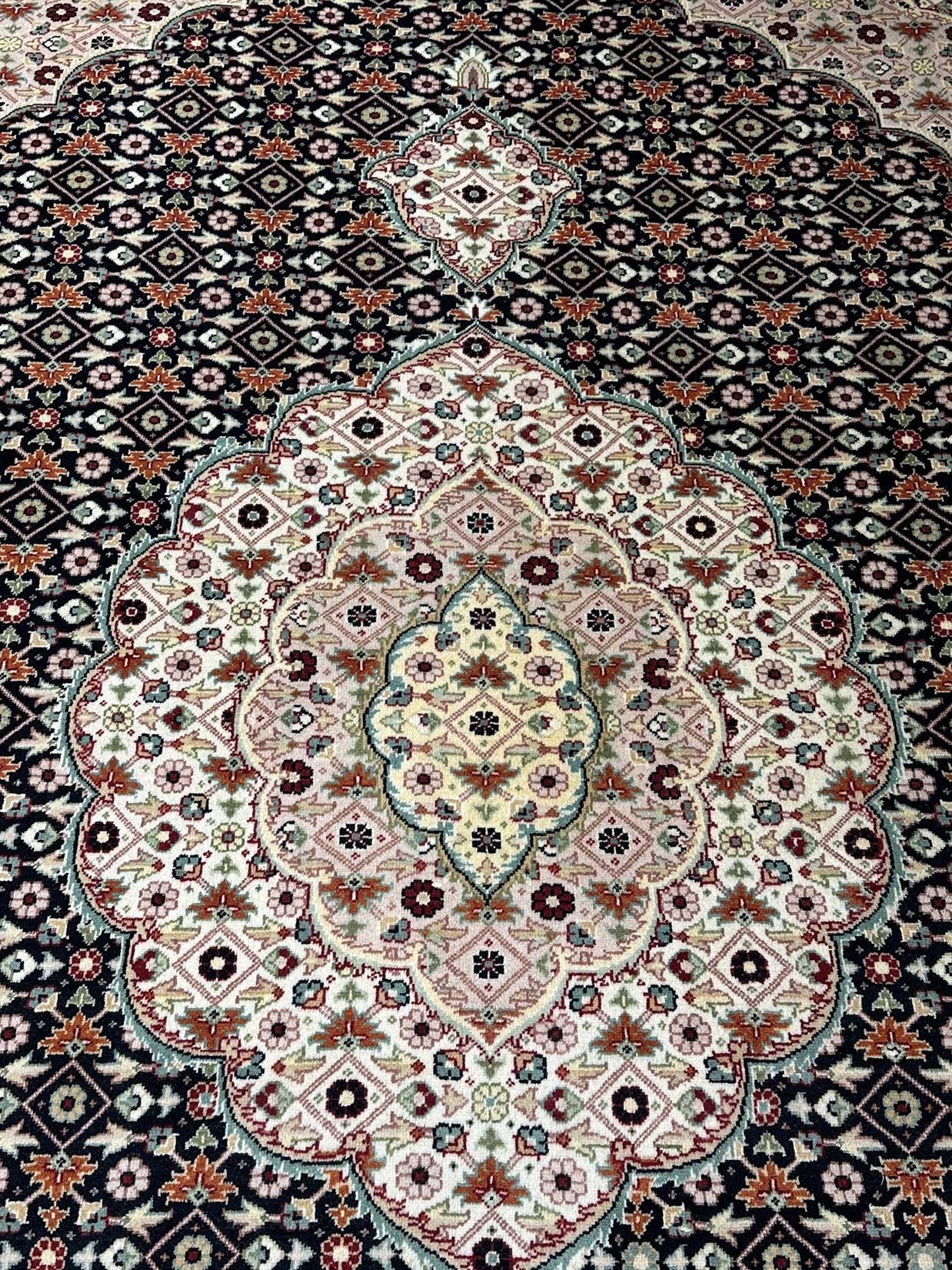 Tabriz Rug  - 360 cm x 273 cm