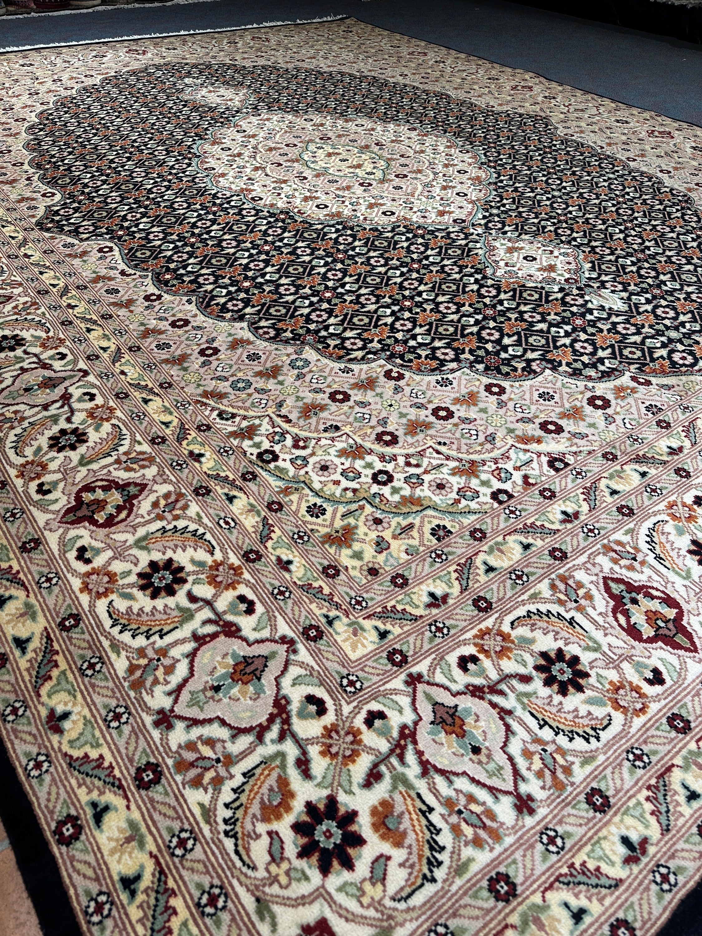 Tabriz Rug  - 360 cm x 273 cm