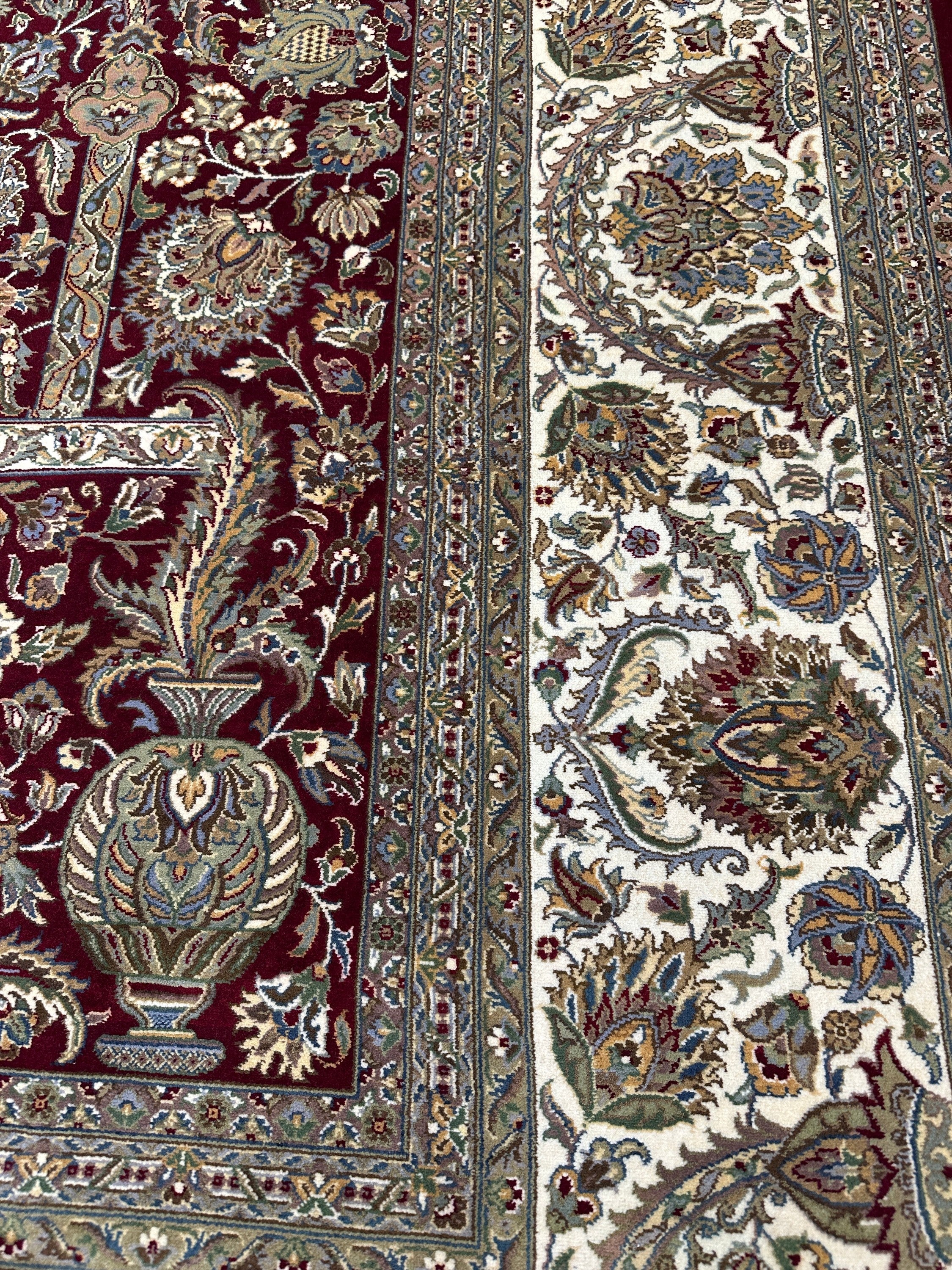 Kashmiri Rug  - 371 cm x 282 cm