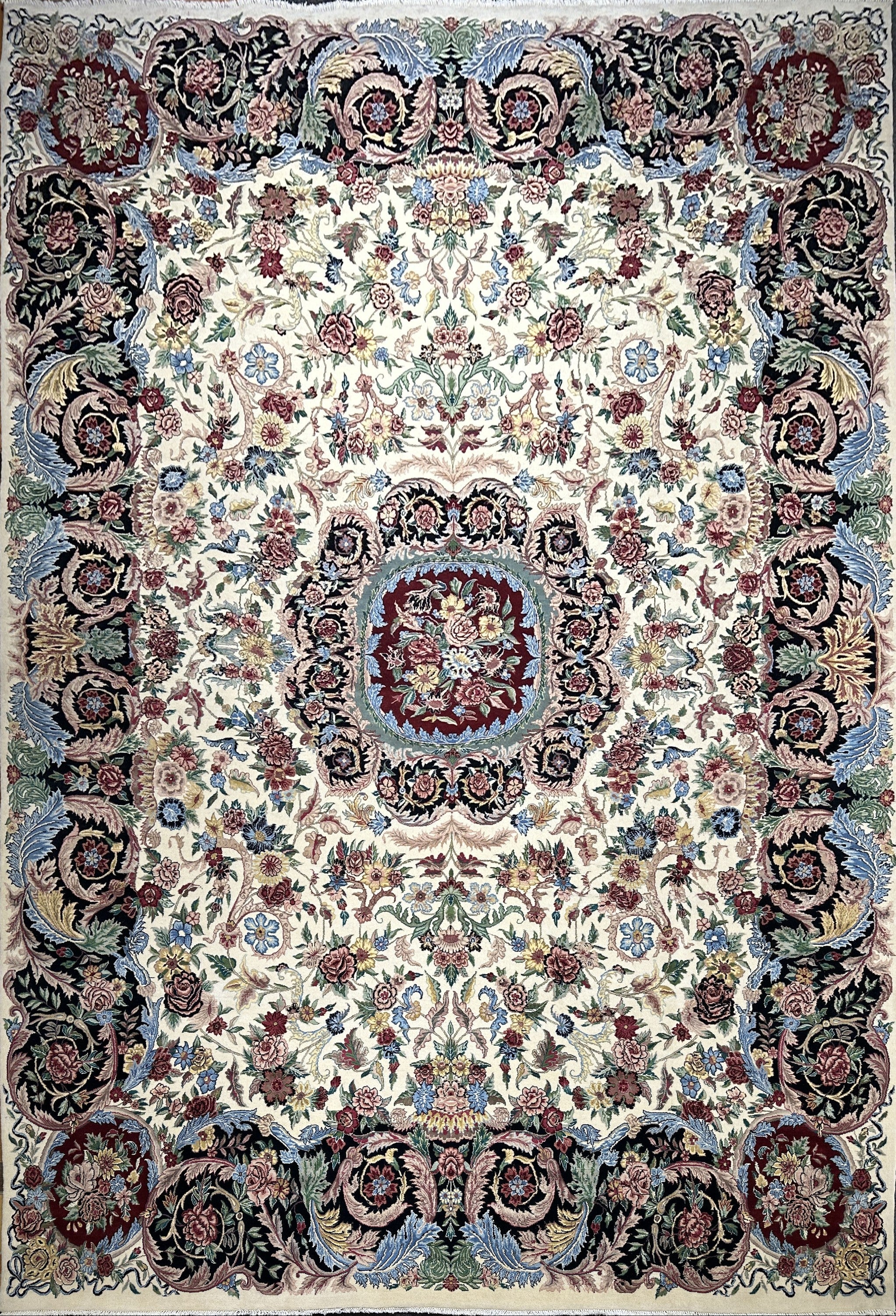 French Flower Rug - 434 cm x 298 cm