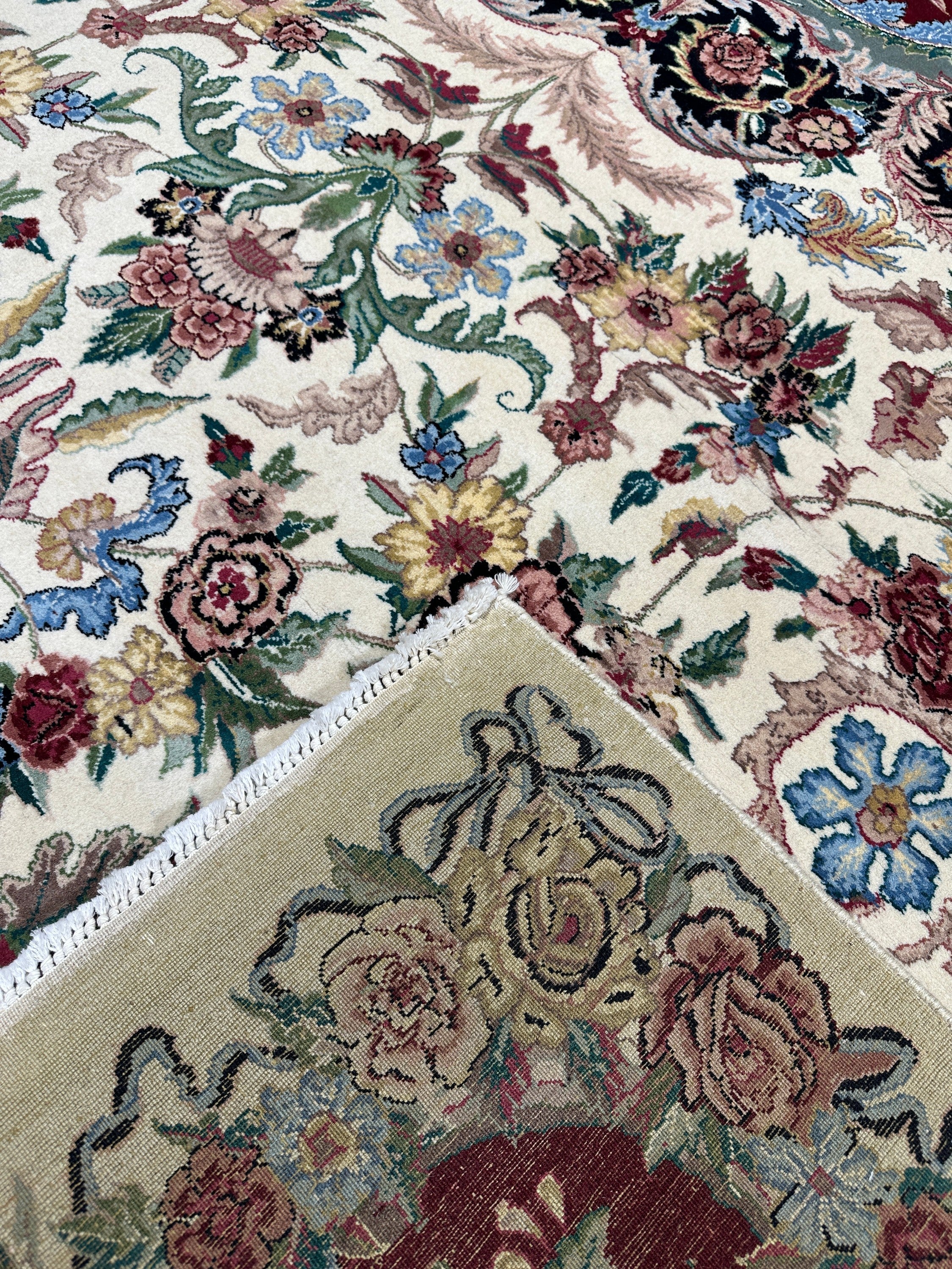 French Flower Rug - 434 cm x 298 cm