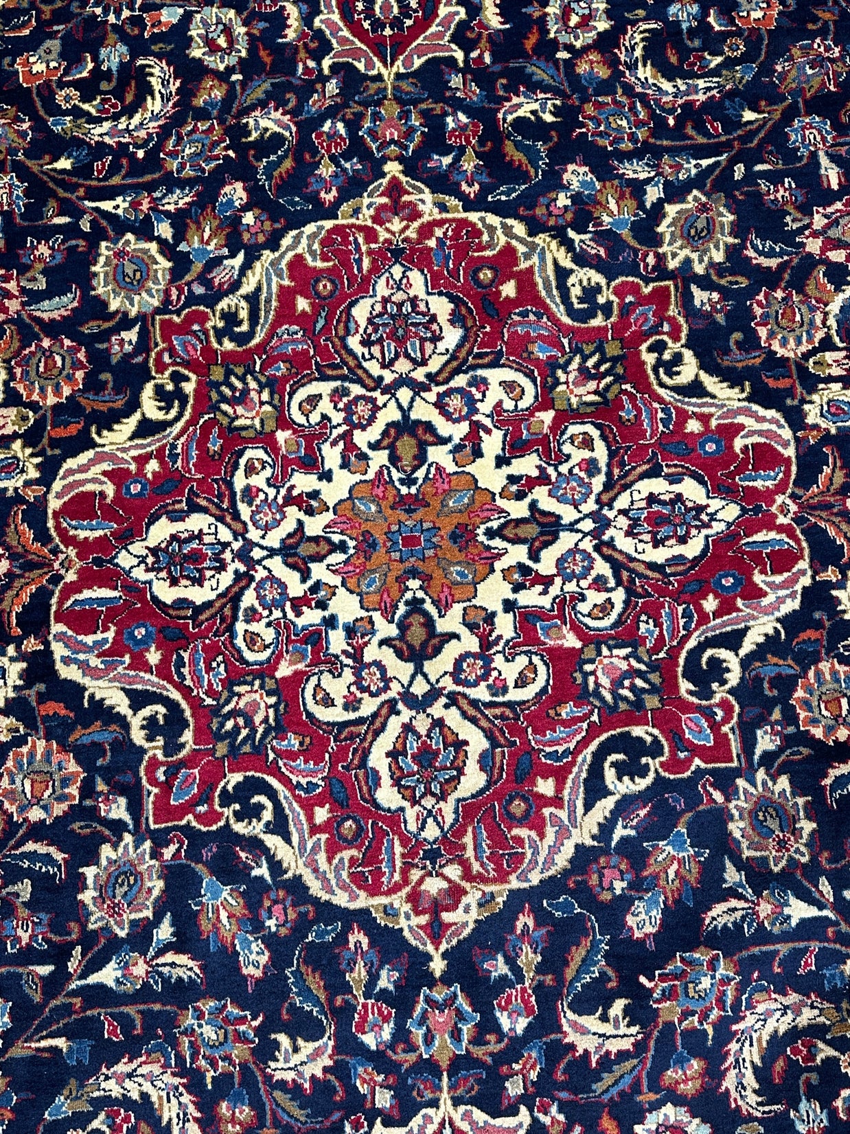 Mashad Rug - 382 cm x 288 cm