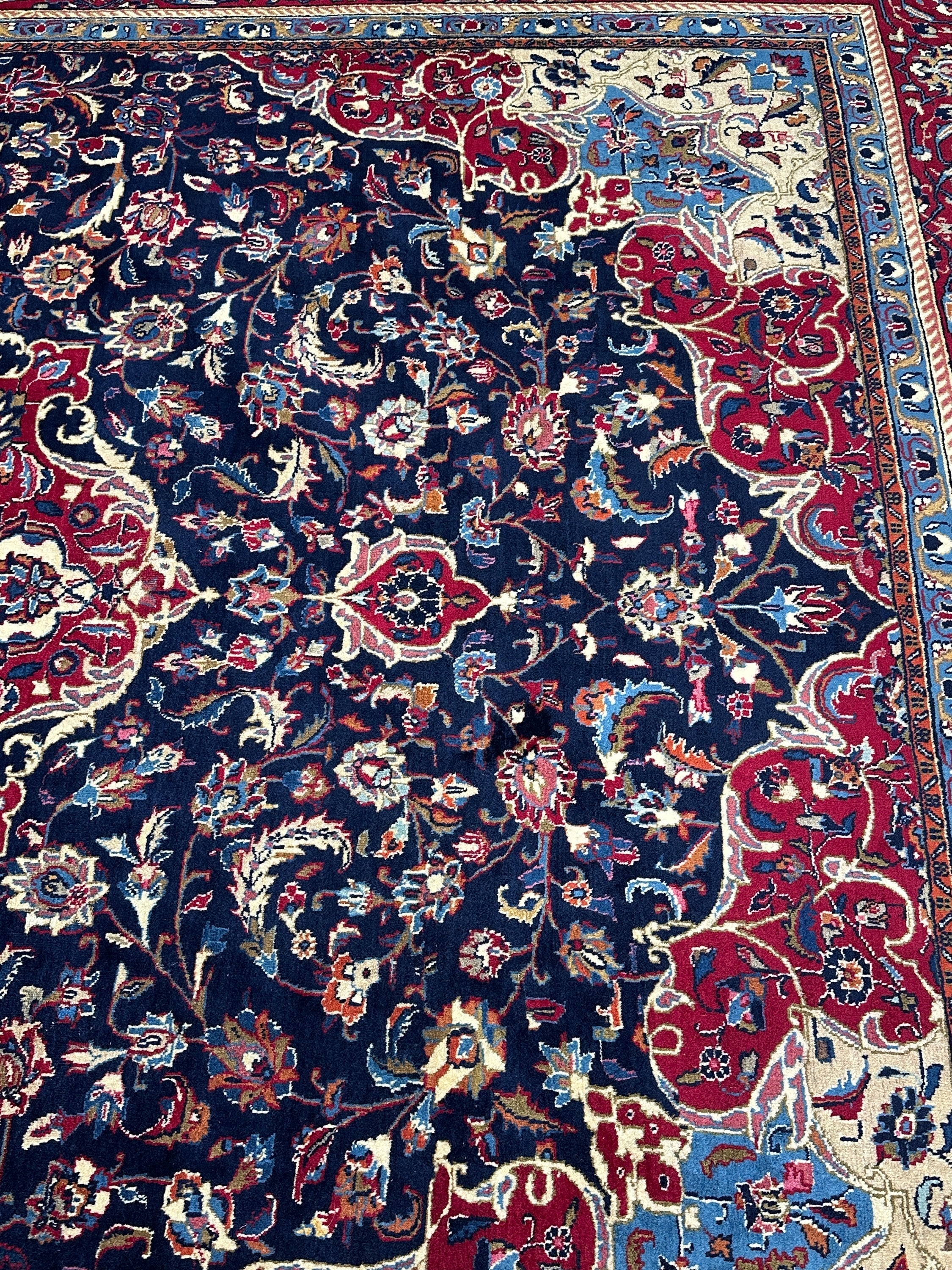 Mashad Rug - 382 cm x 288 cm