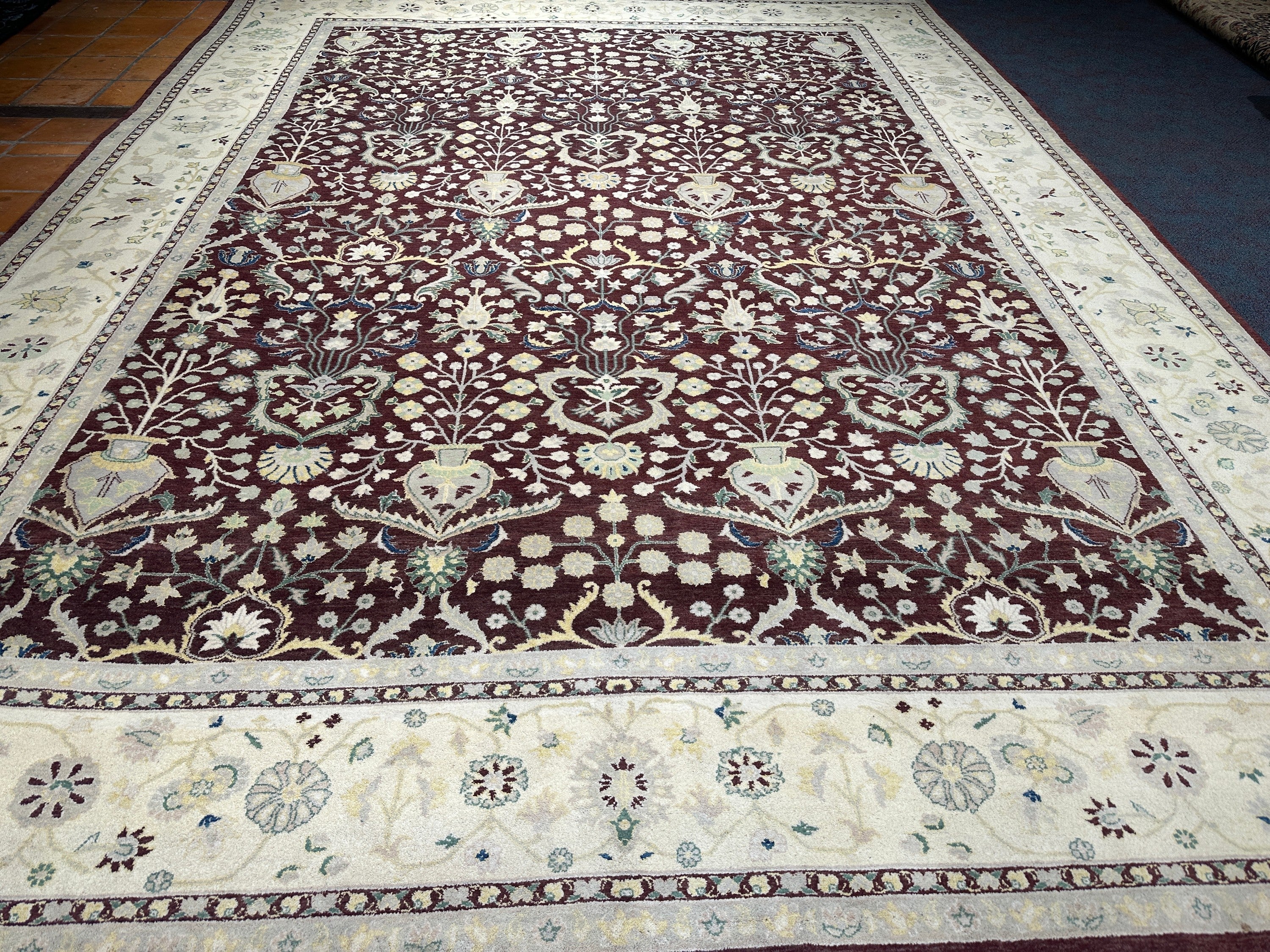 Ziegler Rug  - 365 cm x 273 cm