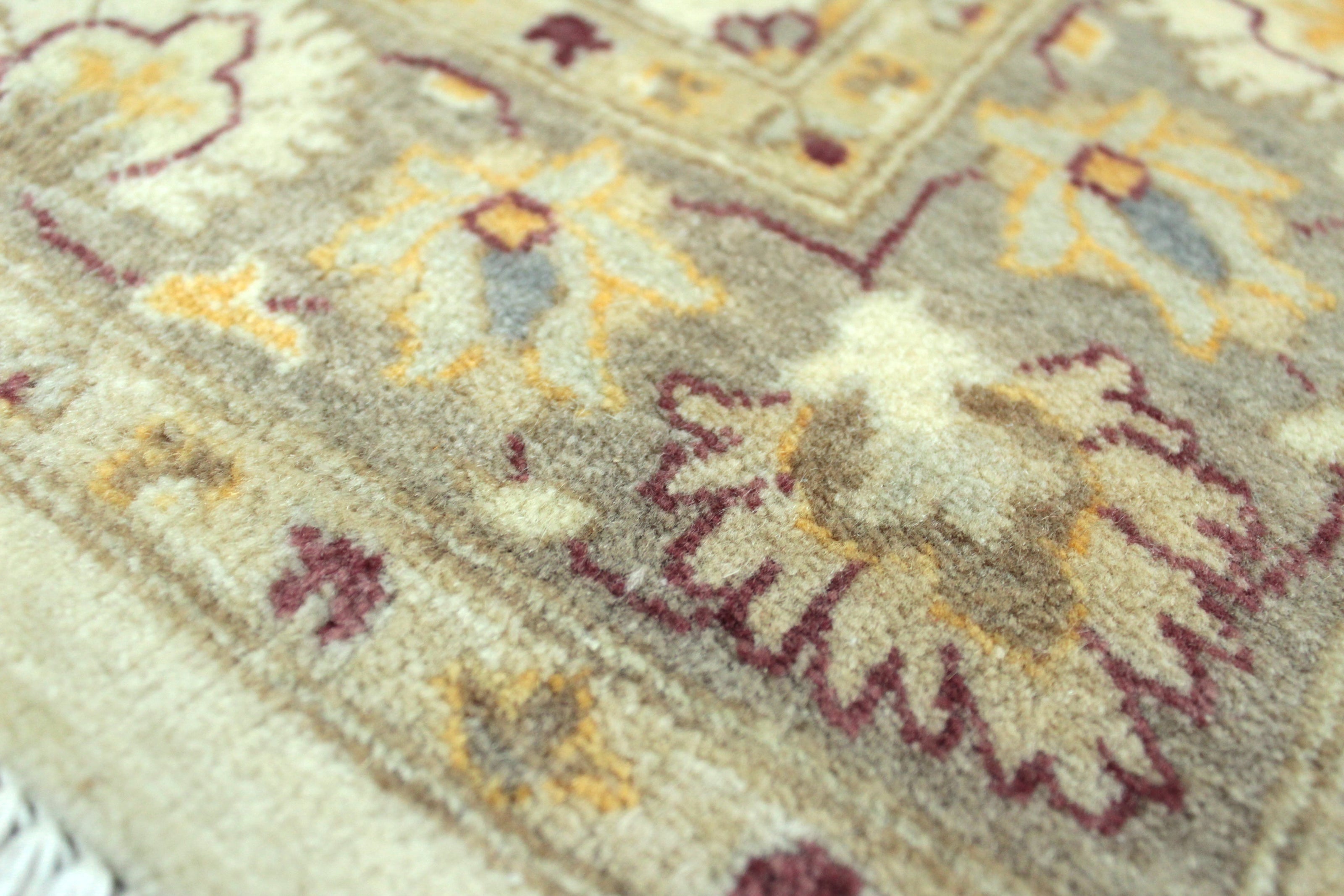 Kashmiri Rug  - 367 cm x 79 cm