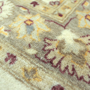 Kashmiri Rug  - 367 cm x 79 cm
