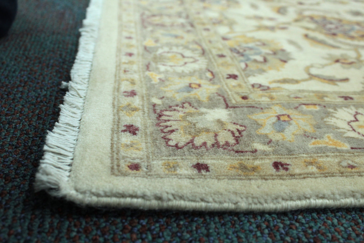 Kashmiri Rug  - 367 cm x 79 cm