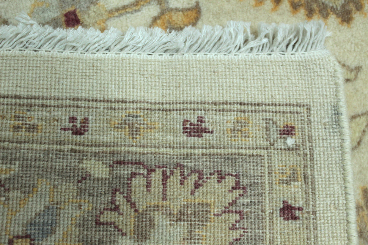 Kashmiri Rug  - 367 cm x 79 cm