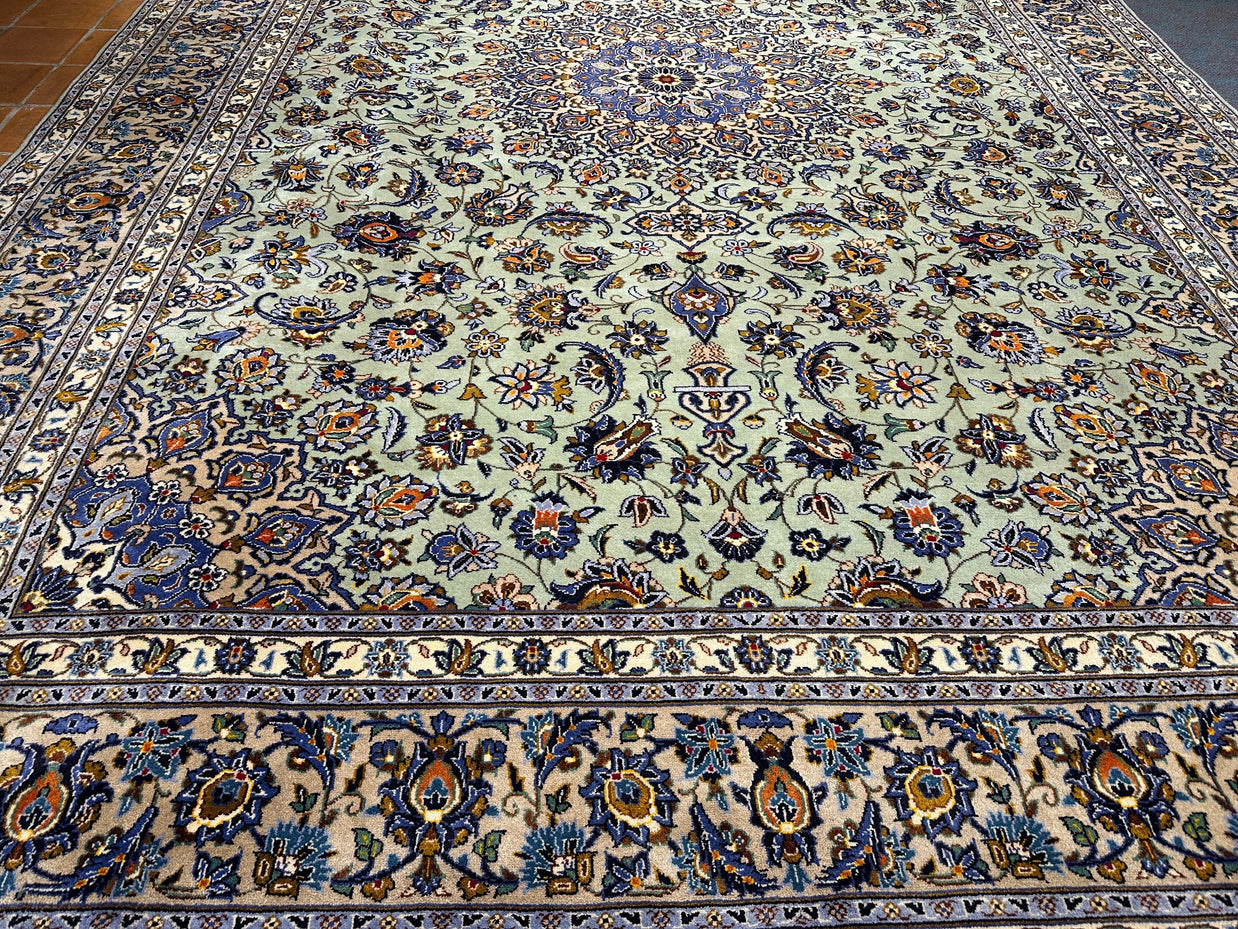 Kashan Rug - 422 cm x 292 cm