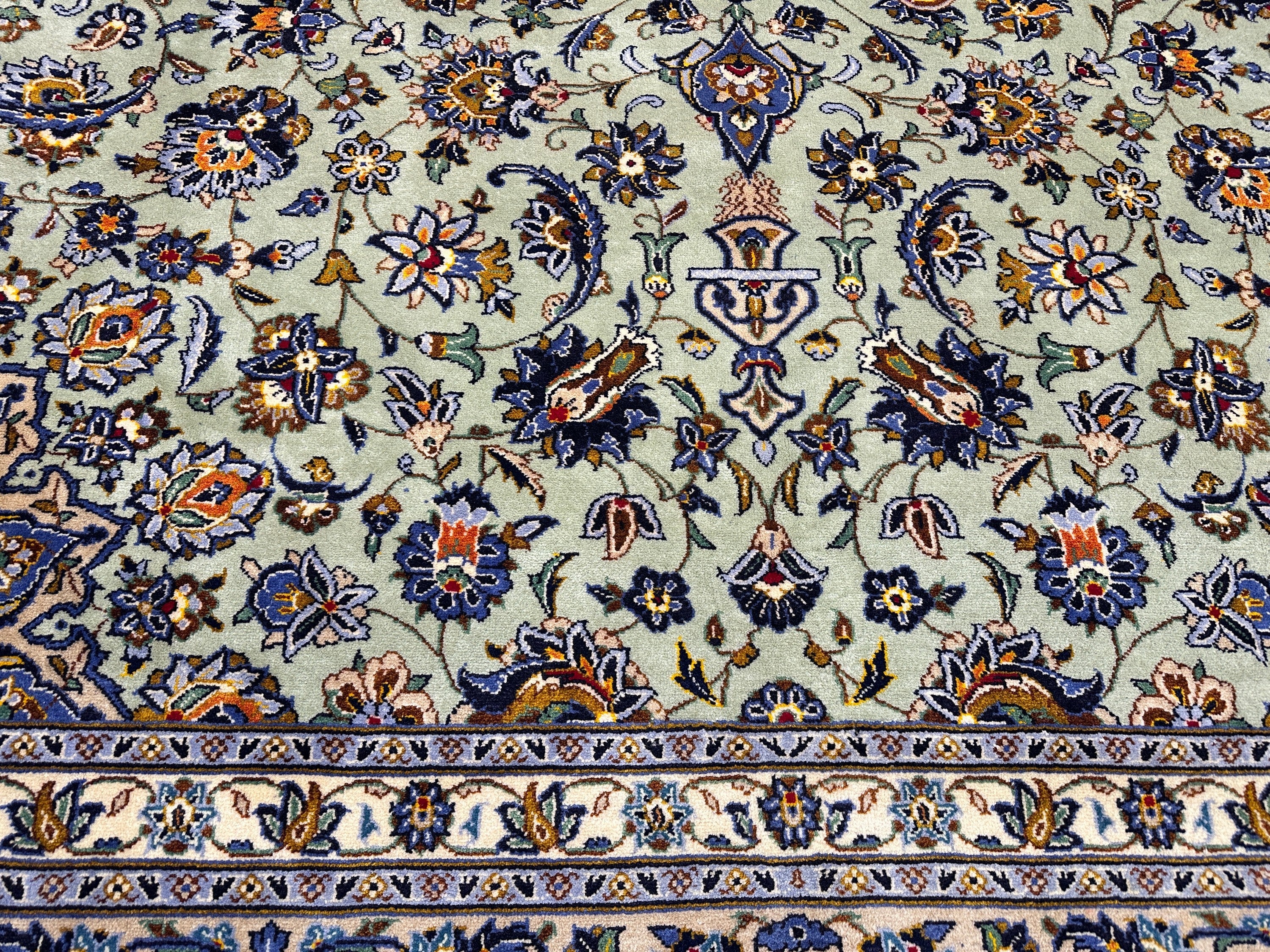Kashan Rug - 422 cm x 292 cm