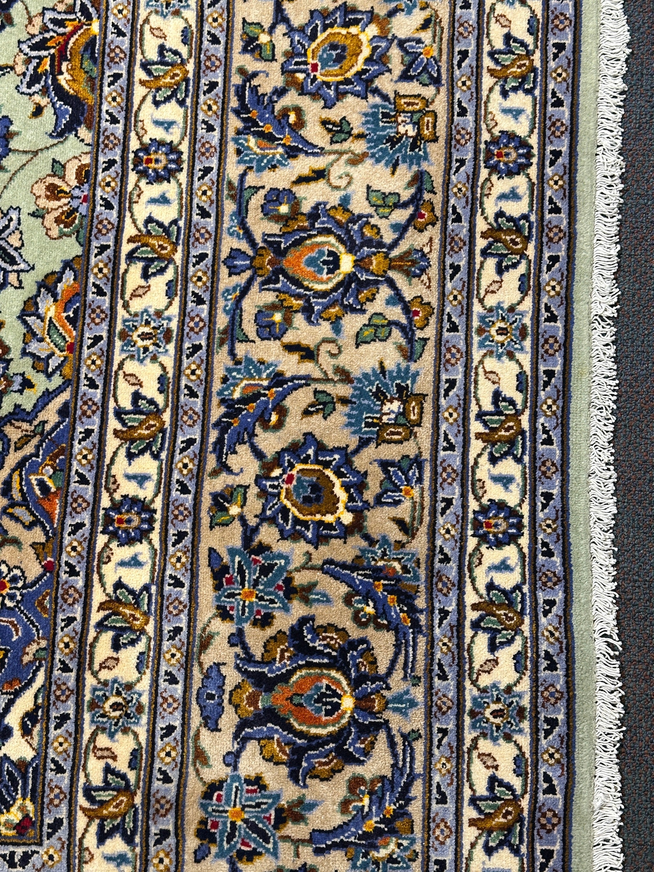 Kashan Rug - 422 cm x 292 cm