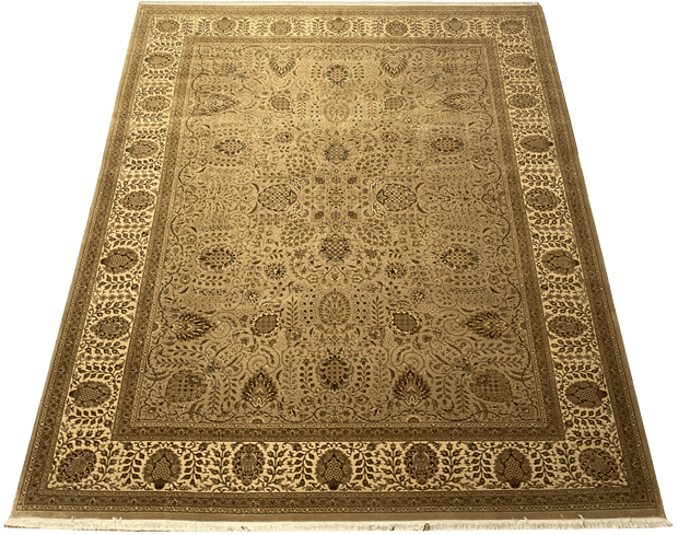 Kashmiri Rug - 365 cm x 277