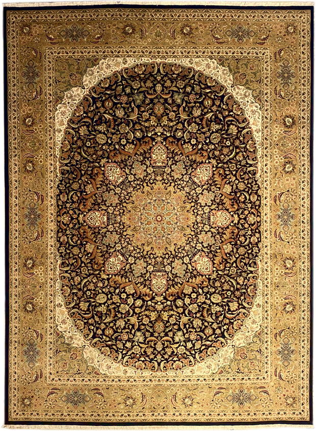 Kashmiri Rug - 379 cm x 272 cm