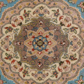 Kashmiri Hand Knotted area rug pure wool pile 222cm x 142cm