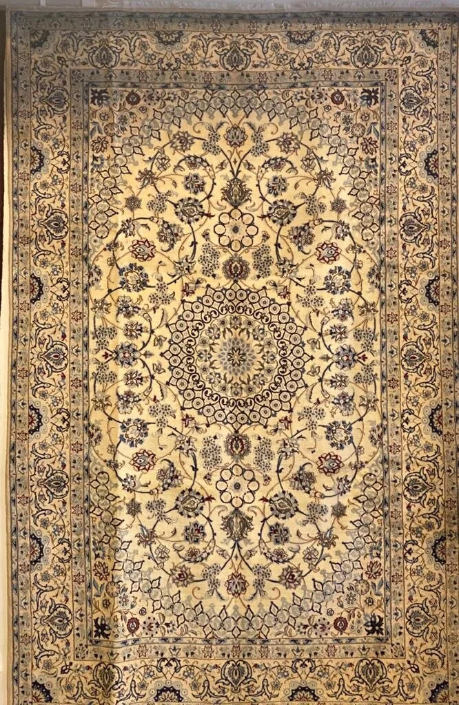 Persian Nain rug hand knotted Silk and wool pile area rug 300cm x 200cm