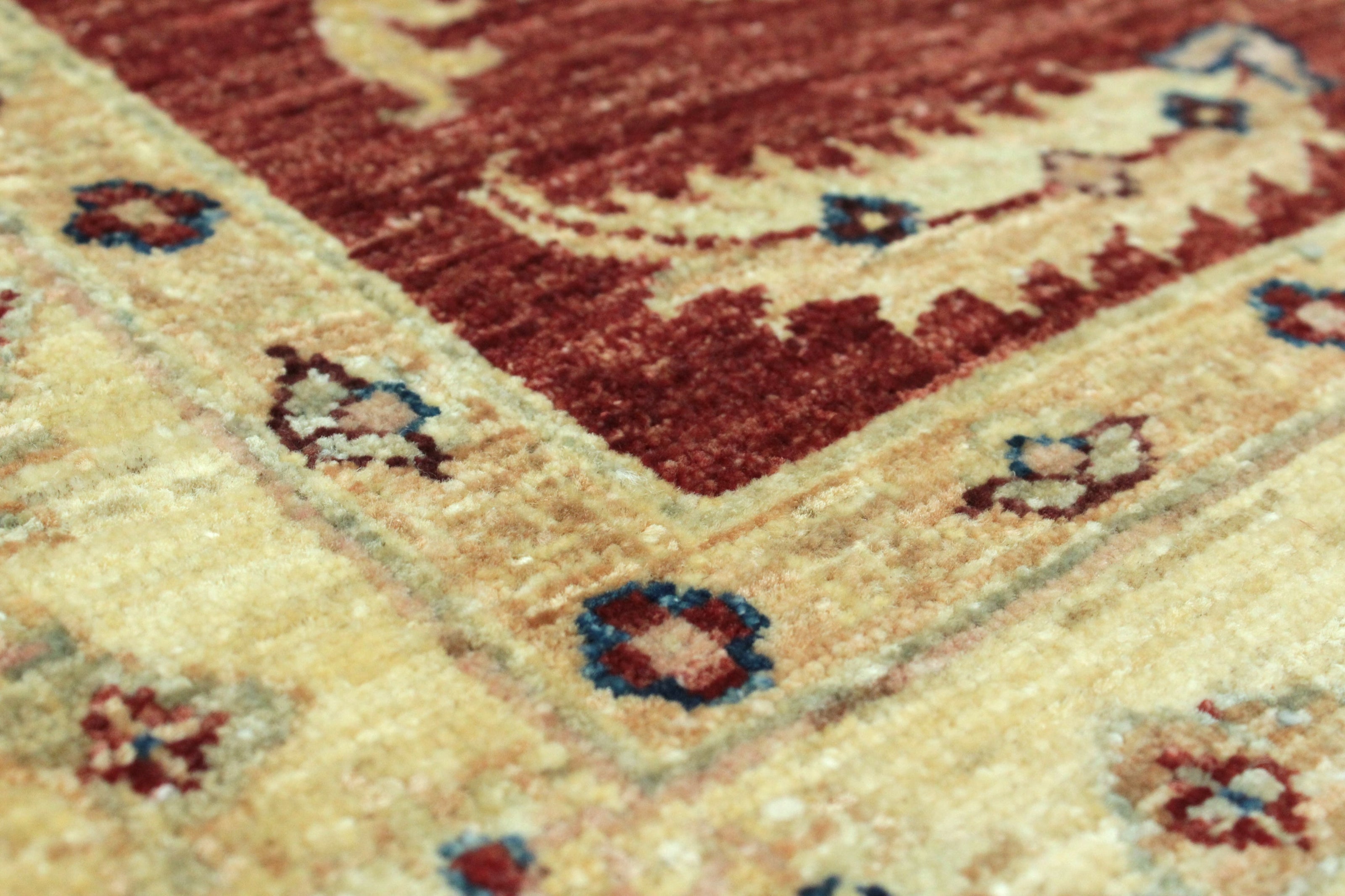 Ziegler Rug - 233 cm x 172 cm