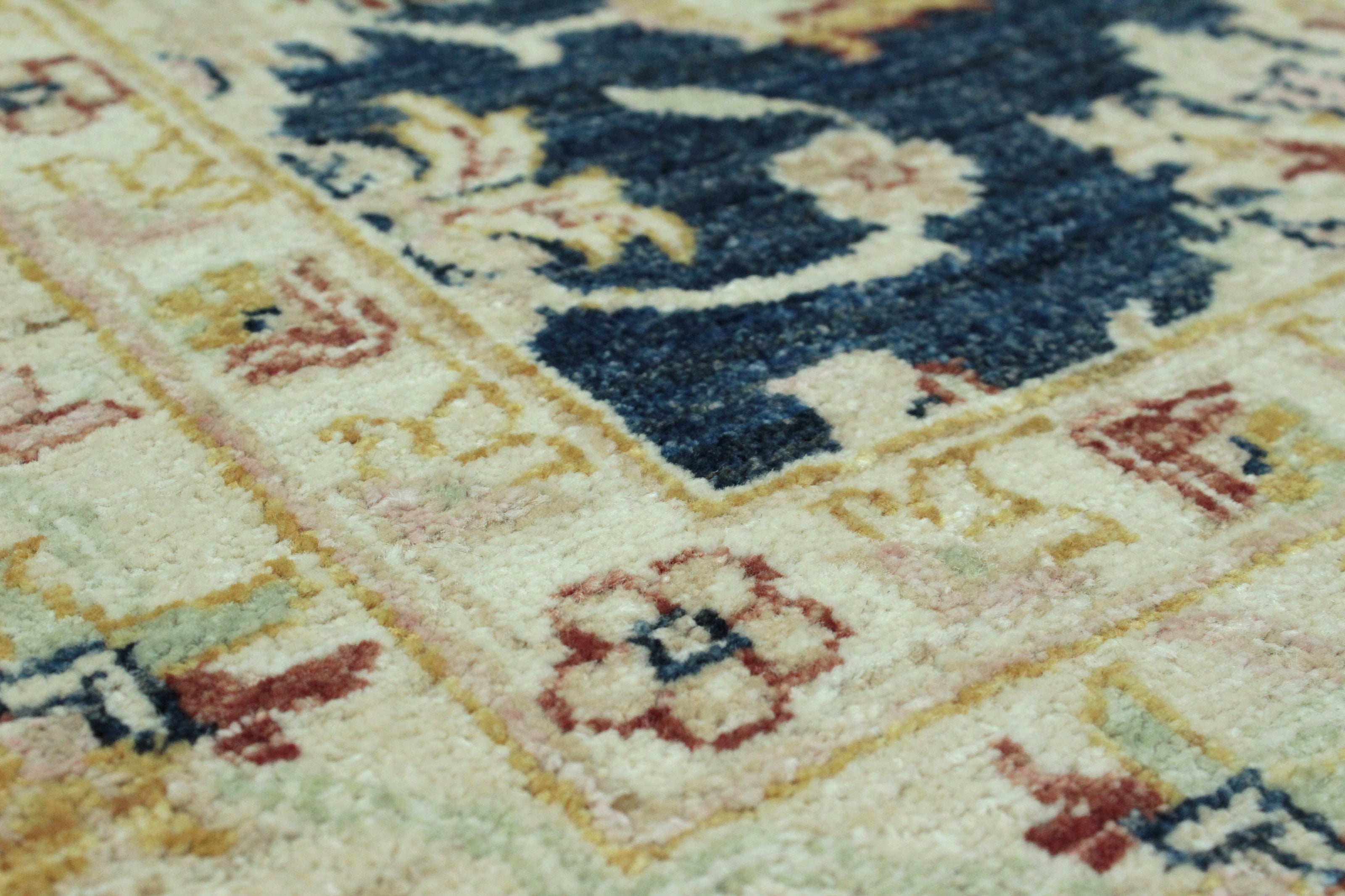 Chobi Rug - 265 cm x 170 cm