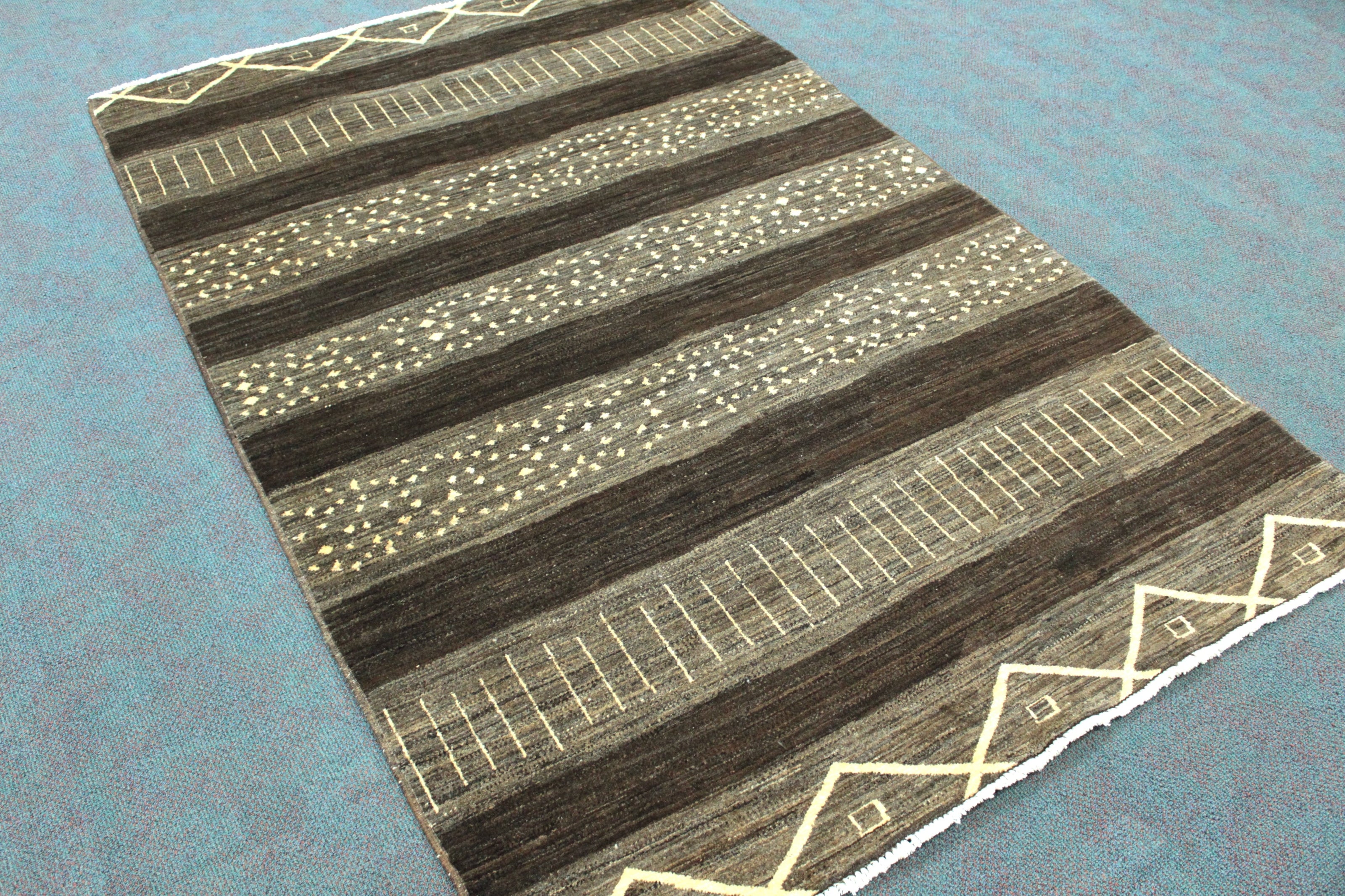 Gabbeh Rug - 240 cm x 155 cm