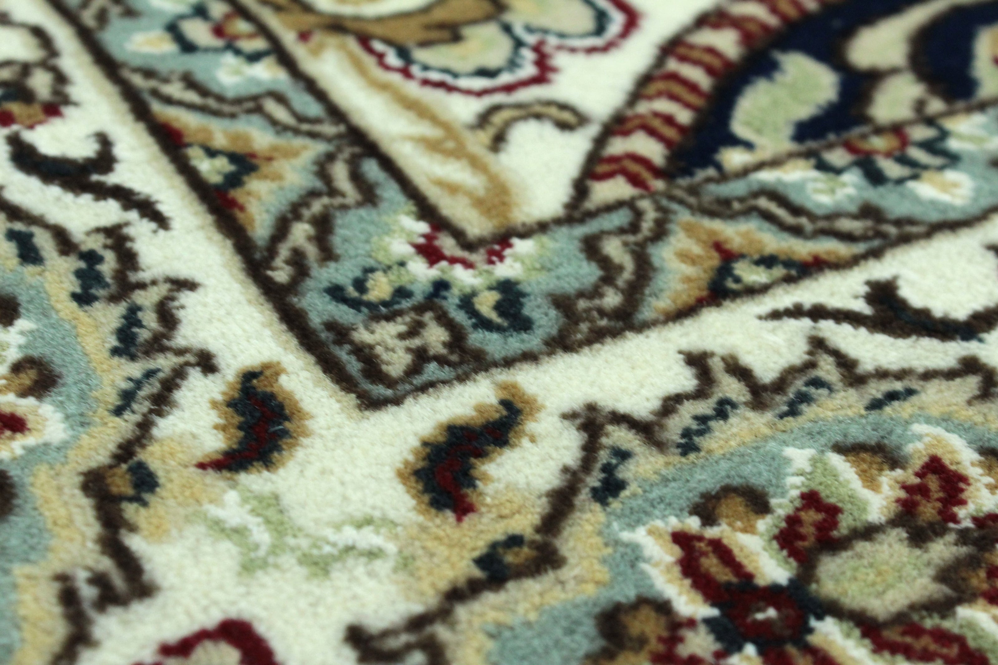 Gumbad Rug - 264 cm x 177 cm