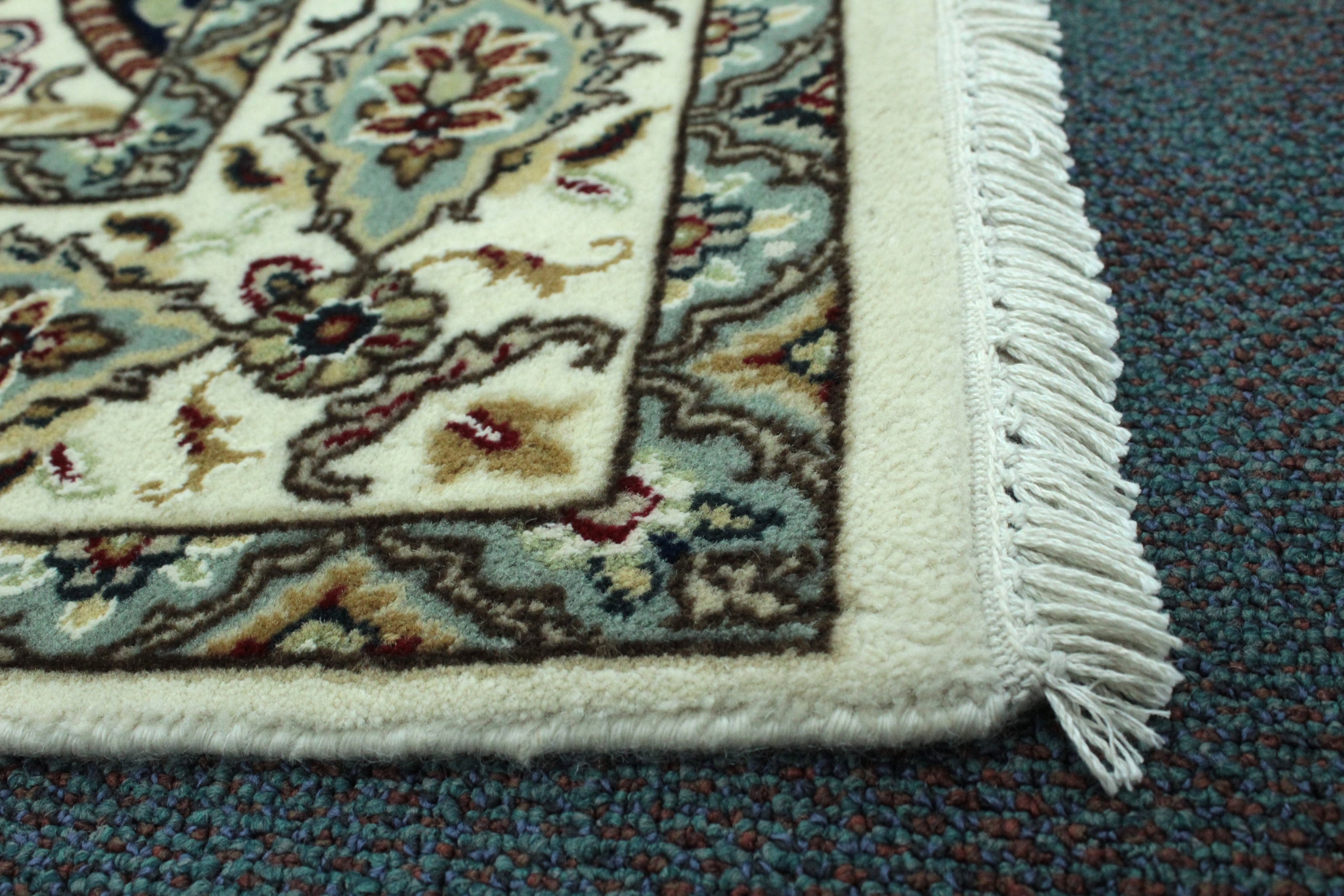 Gumbad Rug - 264 cm x 177 cm