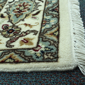 Gumbad Rug - 264 cm x 177 cm