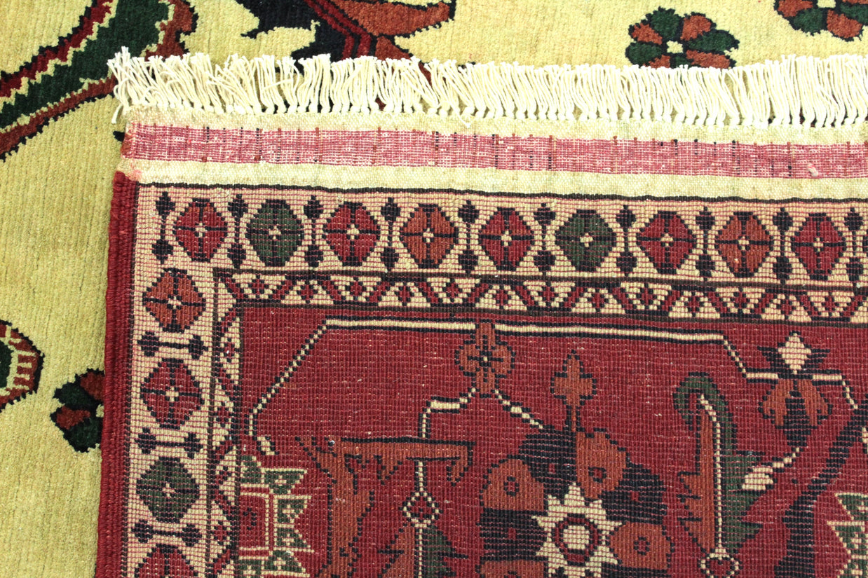 Heriz Rug  - 343 cm x 257 cm