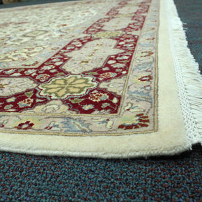 Kashmiri Rug  - 299 cm x 189 cm