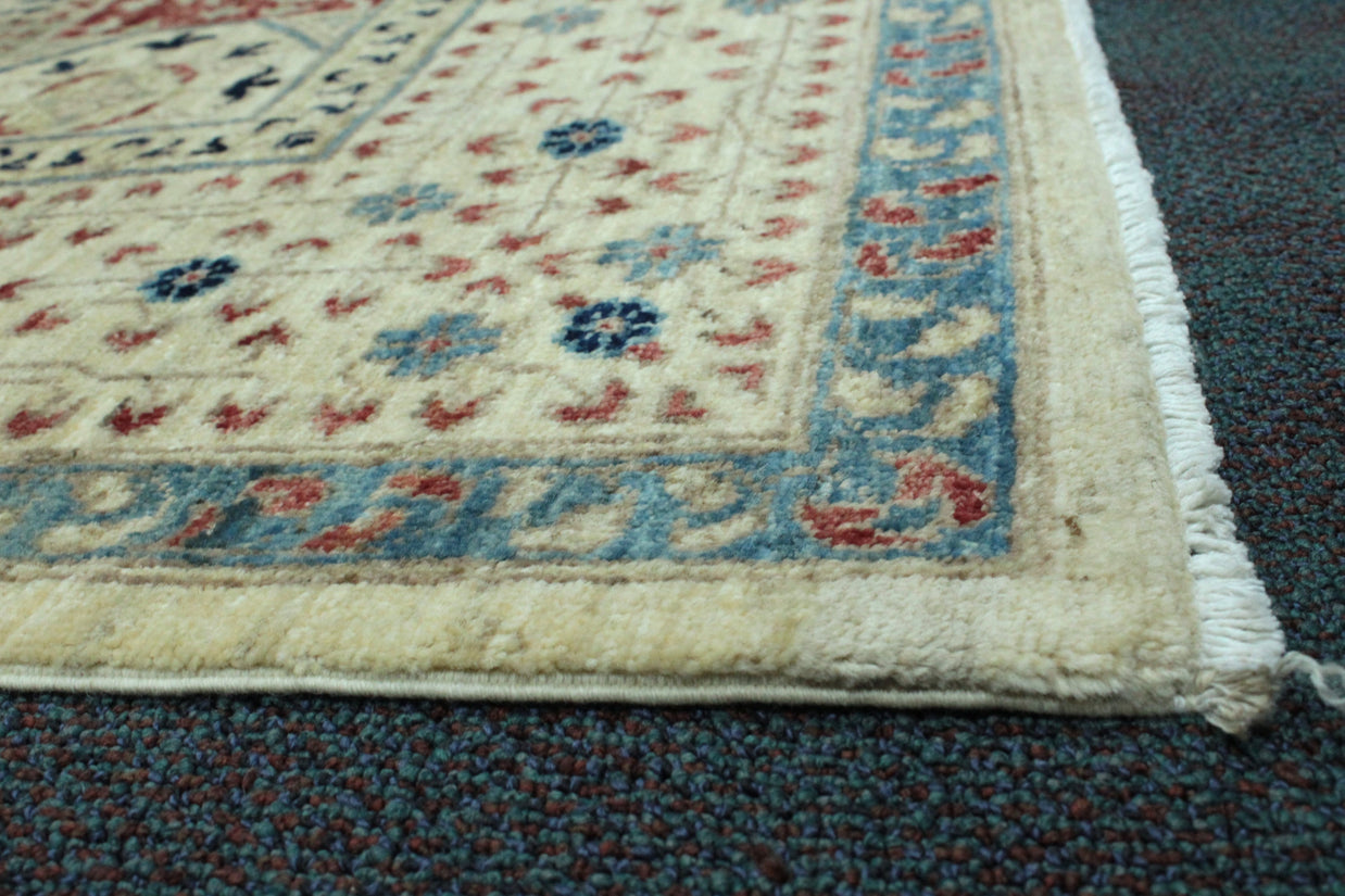 Kazak Rug  - 292 cm x 199 cm